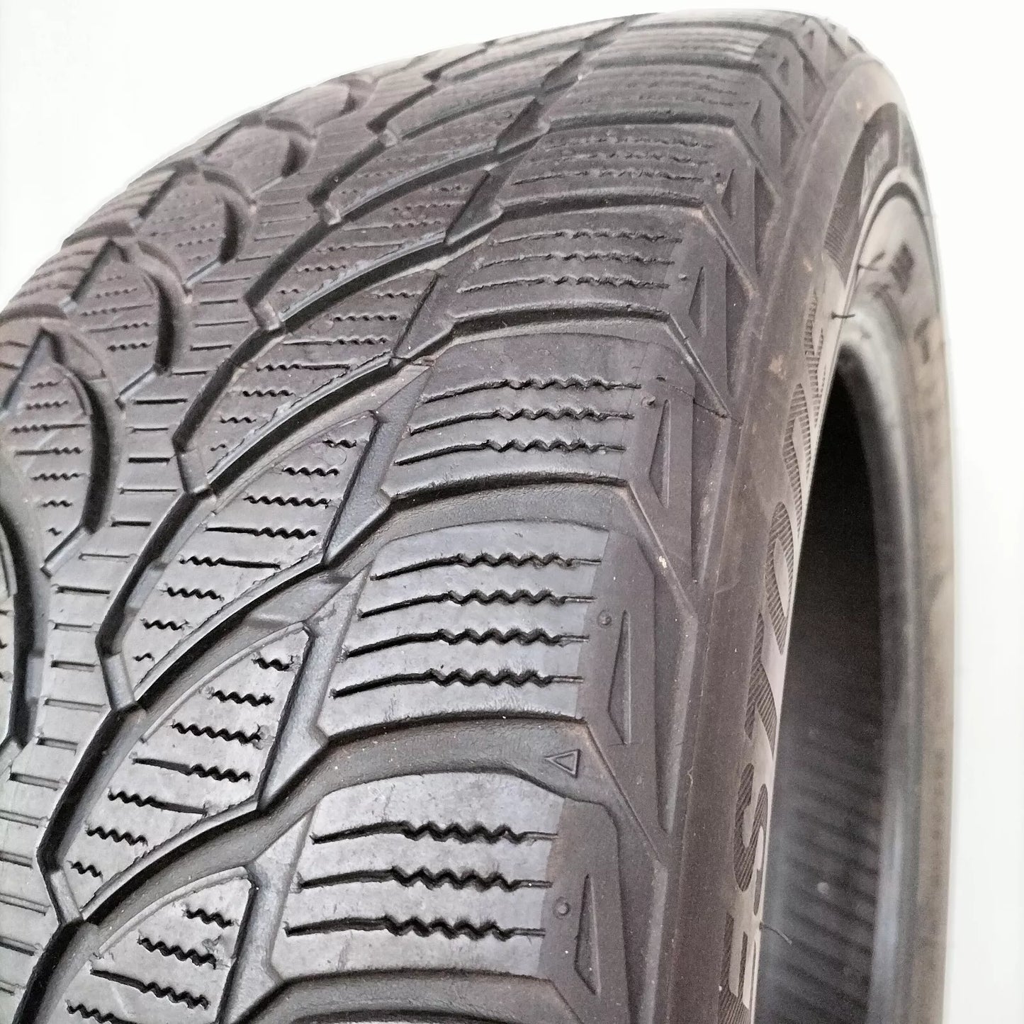 bridgestone 225/55 r17 blizzak lm32 art. X162