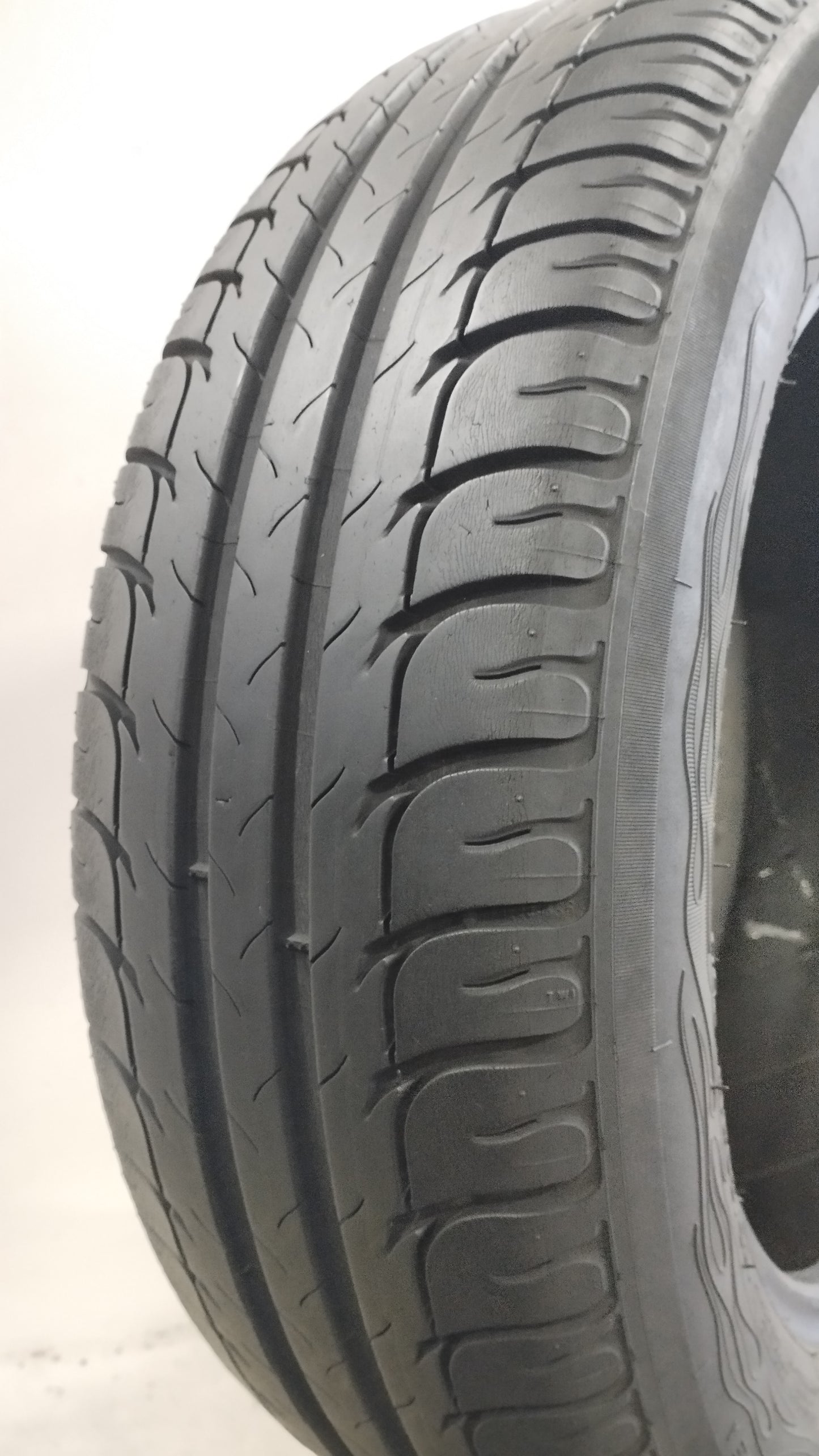 Goodrich 185/60 r15 bf g-grip art. Y438