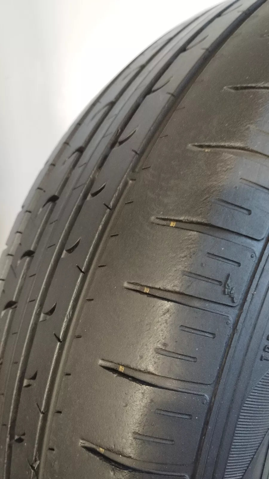 goodyear 215/60 r17 suv 4x4 efficient grip art. Y732