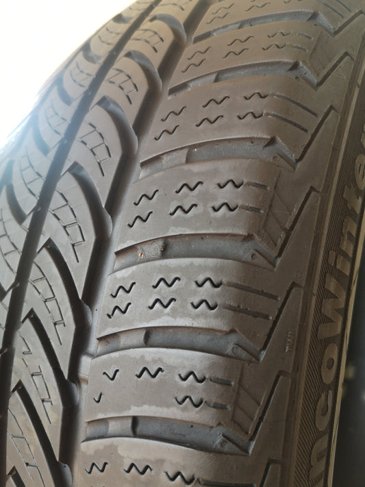 Continental 225/55 r17 vancowinter 2 art. G140