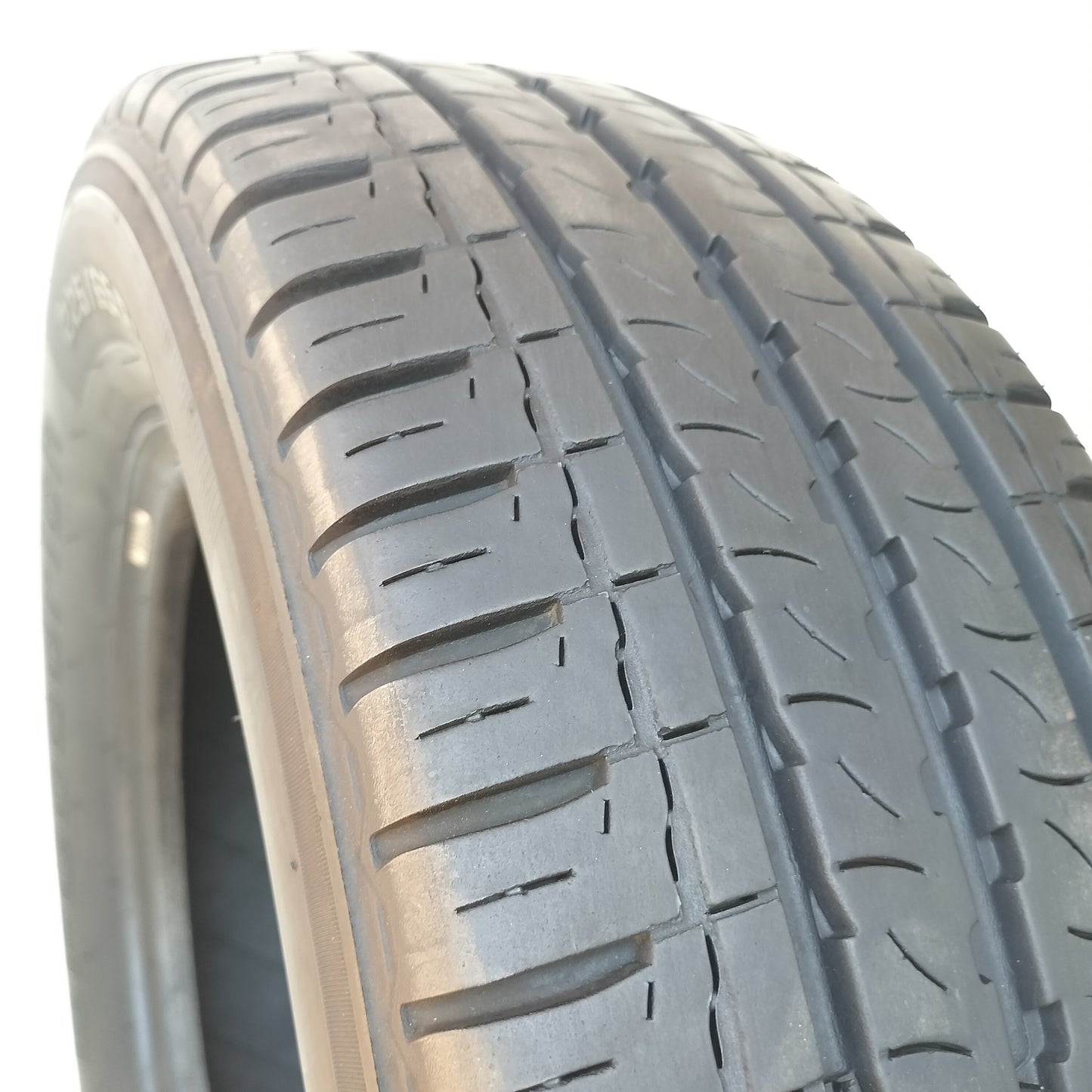 Bf goodrich 225/65 r16 c. Activan art. G 178
