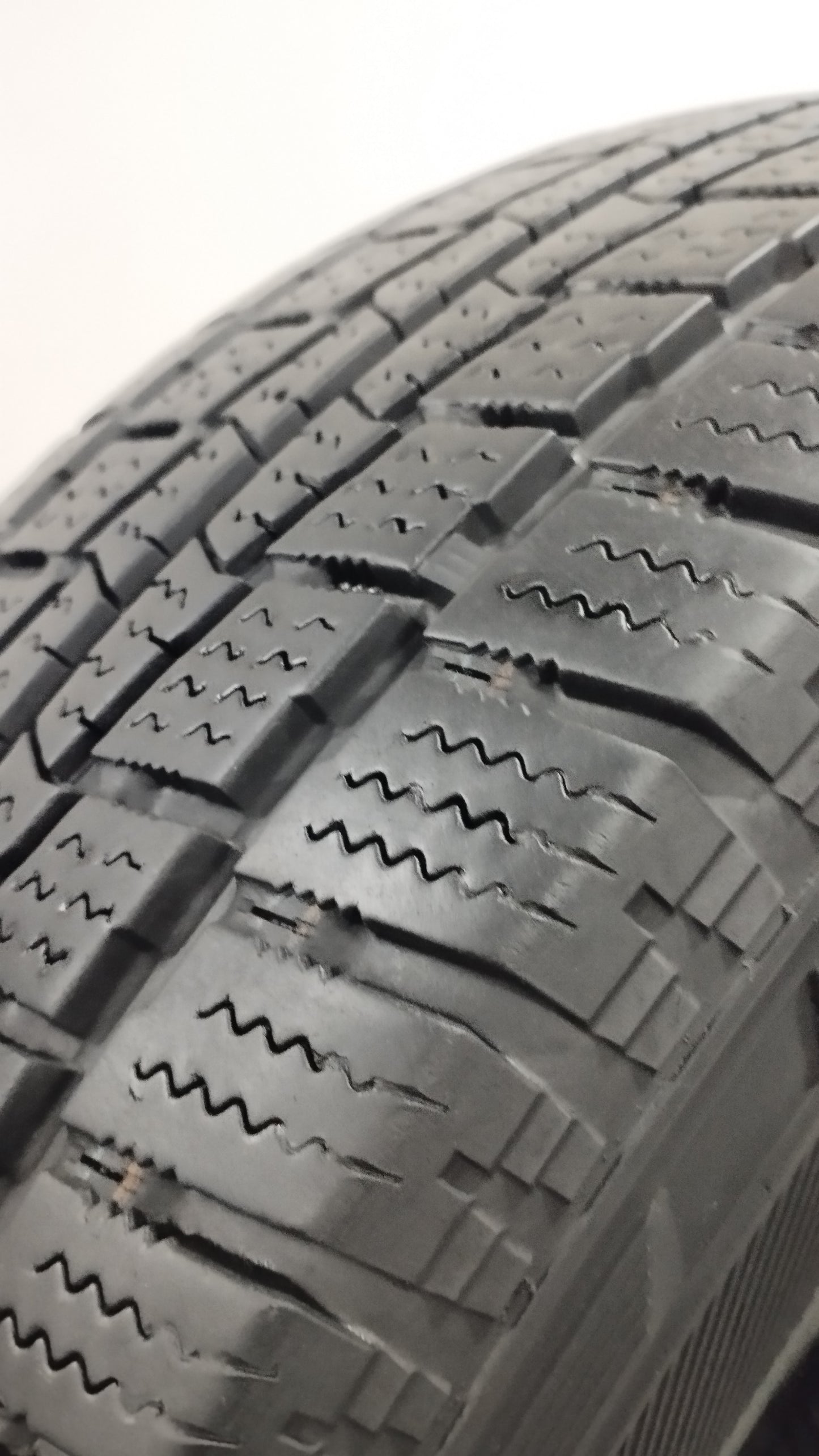 hankook 195/70 r15 winter rw06 cod.g199