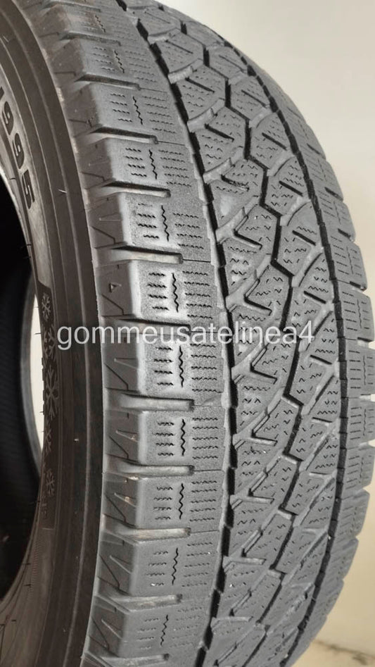 Bridgestone 225/65 r16 c. W995 blizzak art. G237