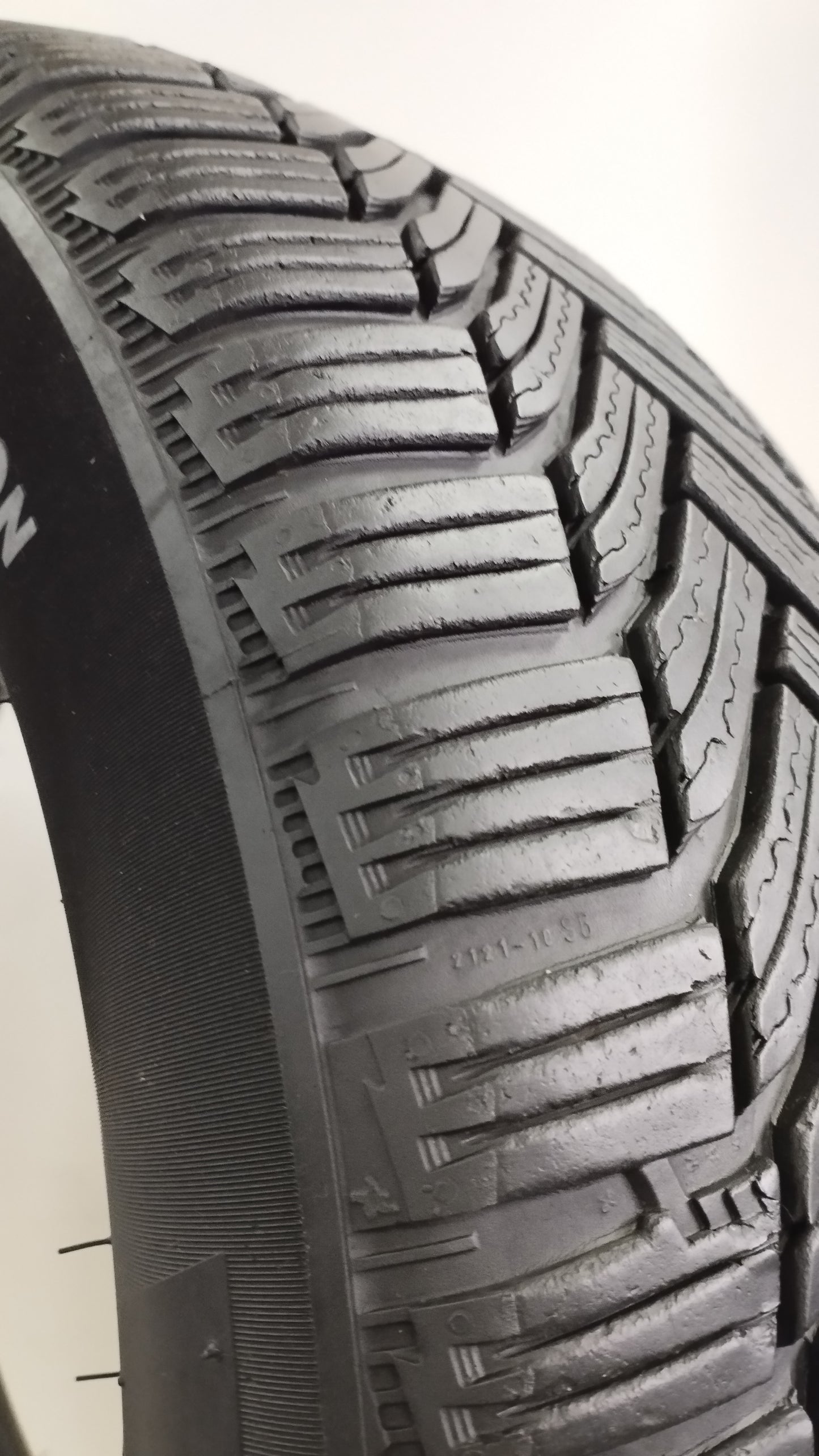 michelin 195/65 r15  alpin 6 cod. X113