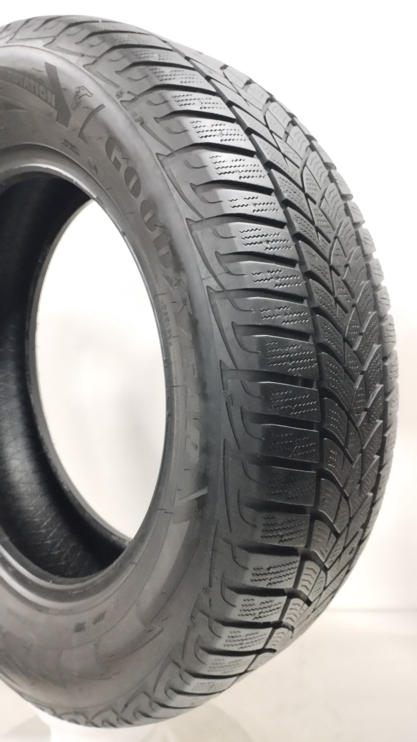 goodyear 215/65 r16 pneumatici ultragrip gen-1 art. X873