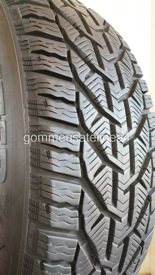 Taurus 215/65 r17 winter suv art. X954