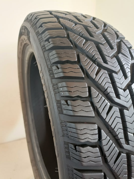 Pneumatico usato tigar 175/55 r15 winter cod. XX104