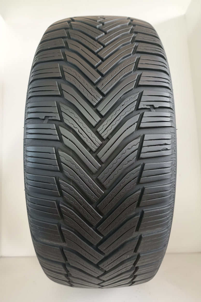 Pneumatico usato michelin 225/45 r17 alpin 6 cod. XX107