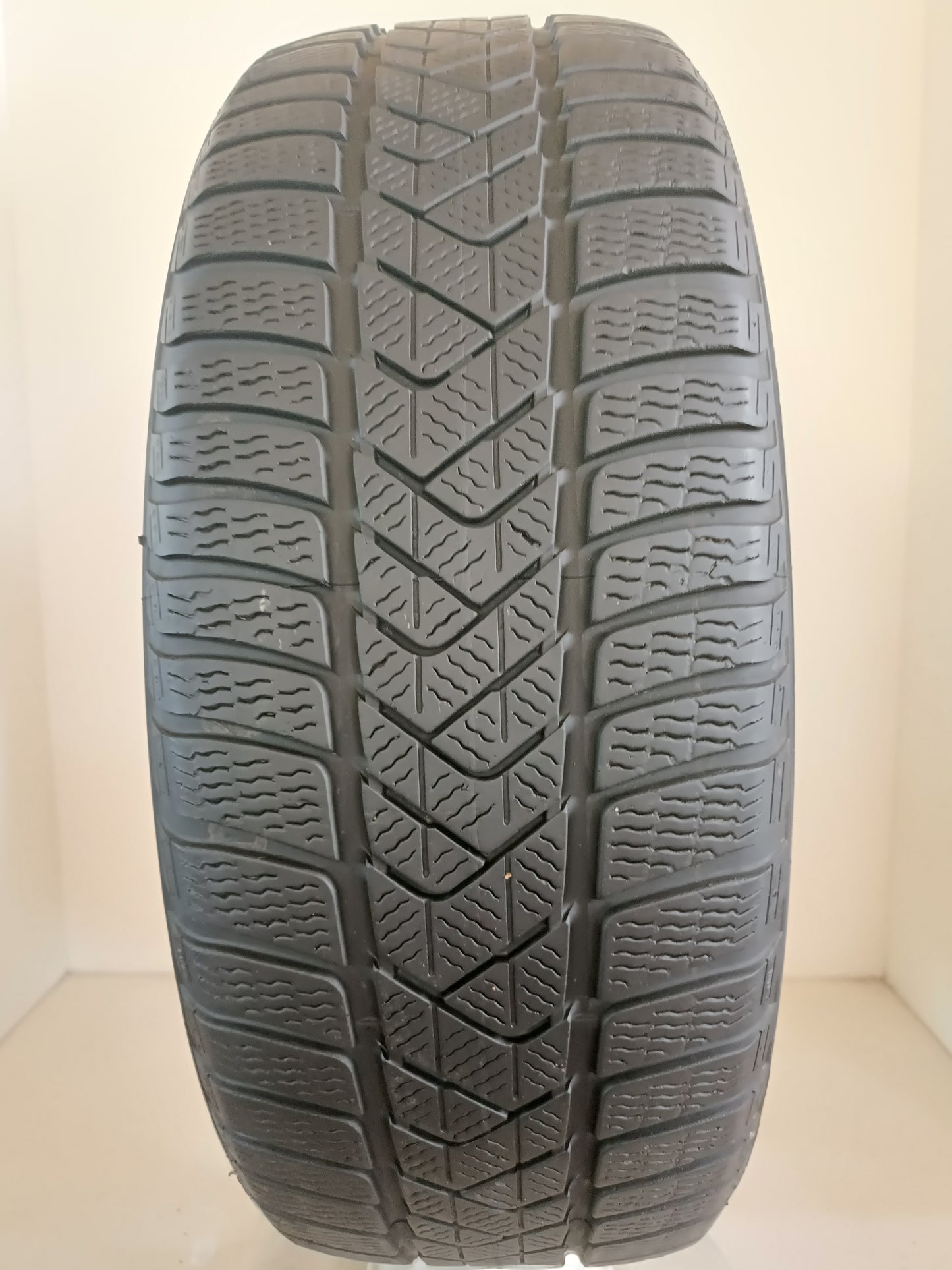 pirelli 225/55 r17 sottozero 3 cod. XX110