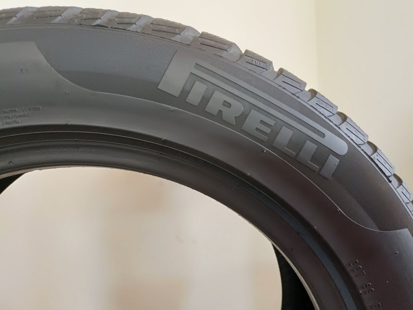 pirelli 225/55 r17 sottozero 3 cod. XX110