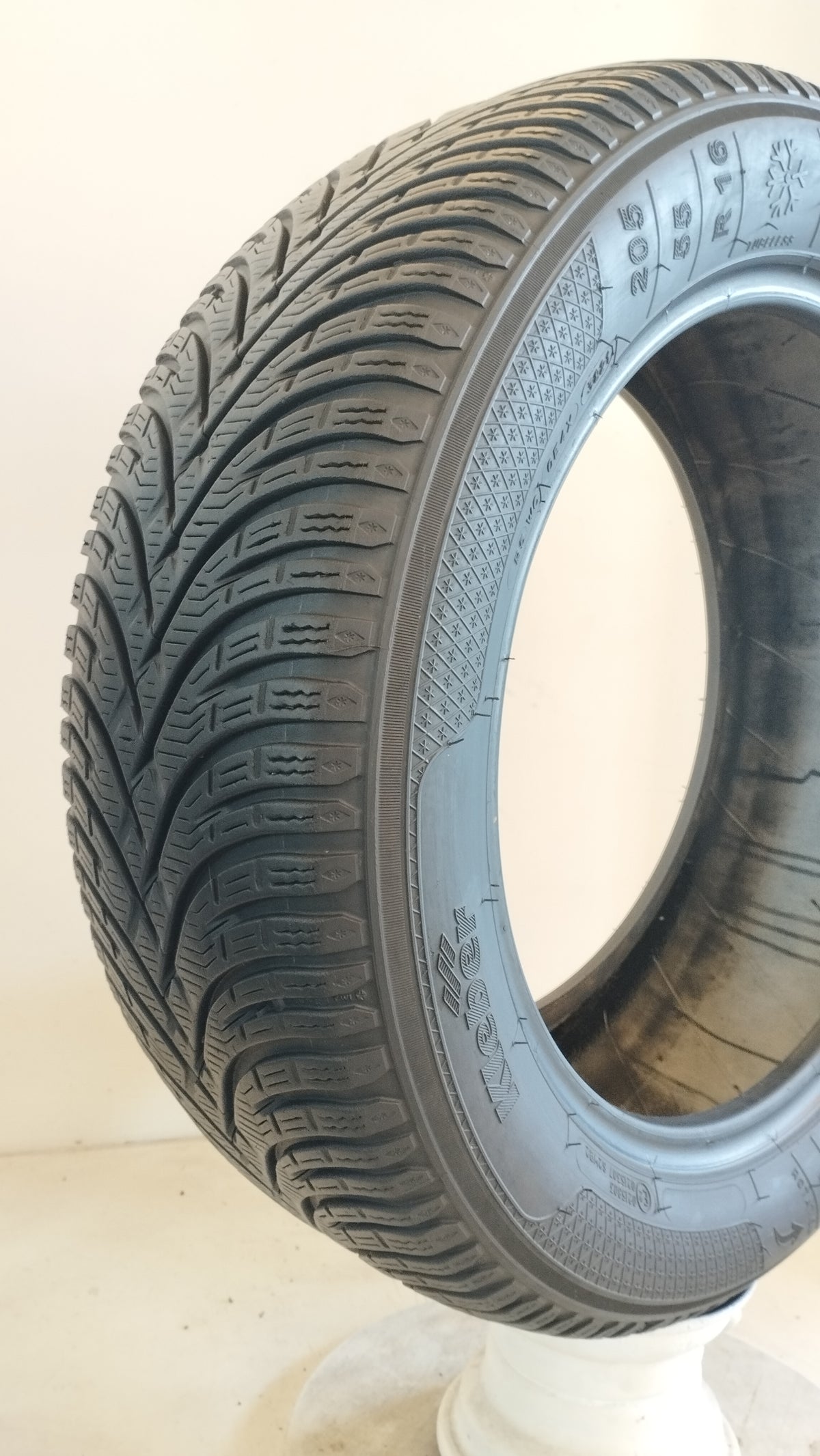 kleber hp3 krisalp 205/55 r16 (5.5 mm) cod. XX117