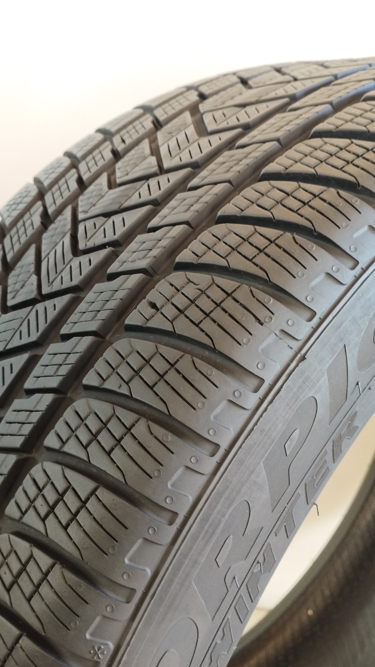 pirelli scorpion winter 285/40 r22 (6.5 mm) cod. XX121