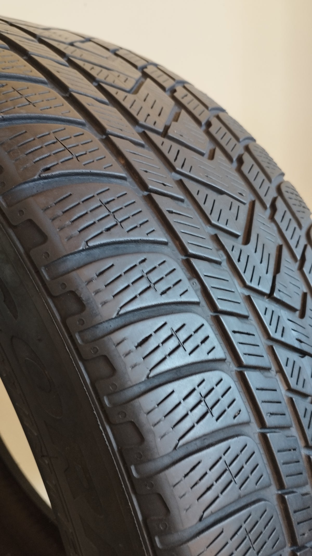 pirelli scorpionwinter 275/45 r21 (4.5 mm) cod. XX125
