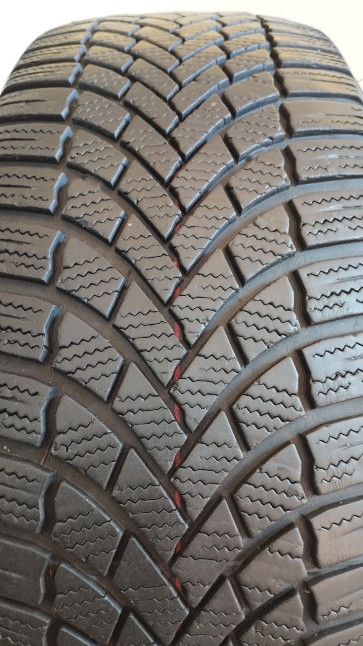 bridgestone LM005 blizzak 215/55 r17 (5.0 mm) cod. XX129