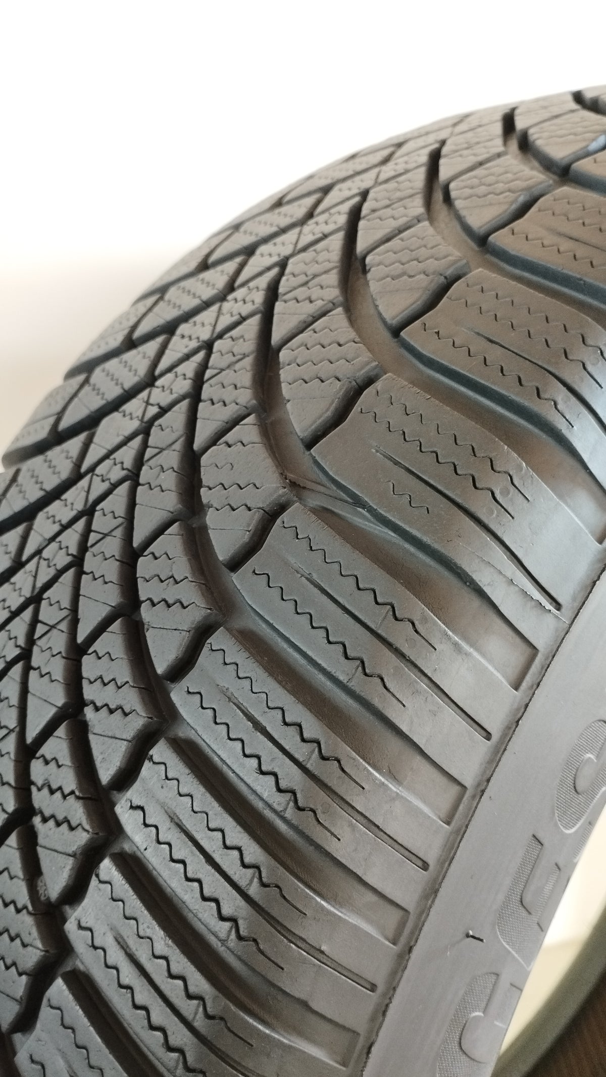 bridgestone LM005 blizzak 235/60 r18 (6.5 mm) cod. XX149