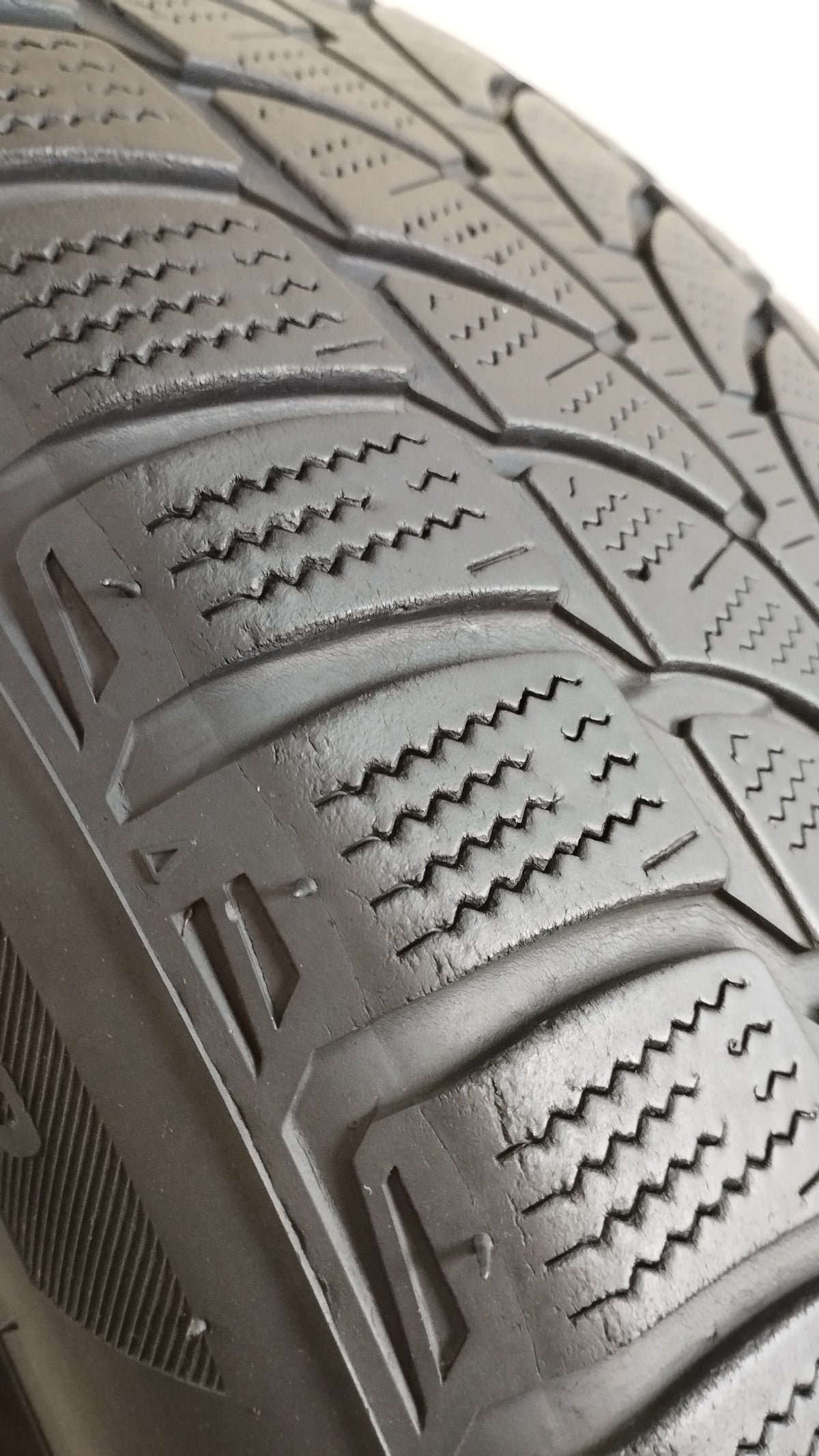 bridgestone 225/55 r18 lm80 blizzak evo (5.0 mm) cod. XX159