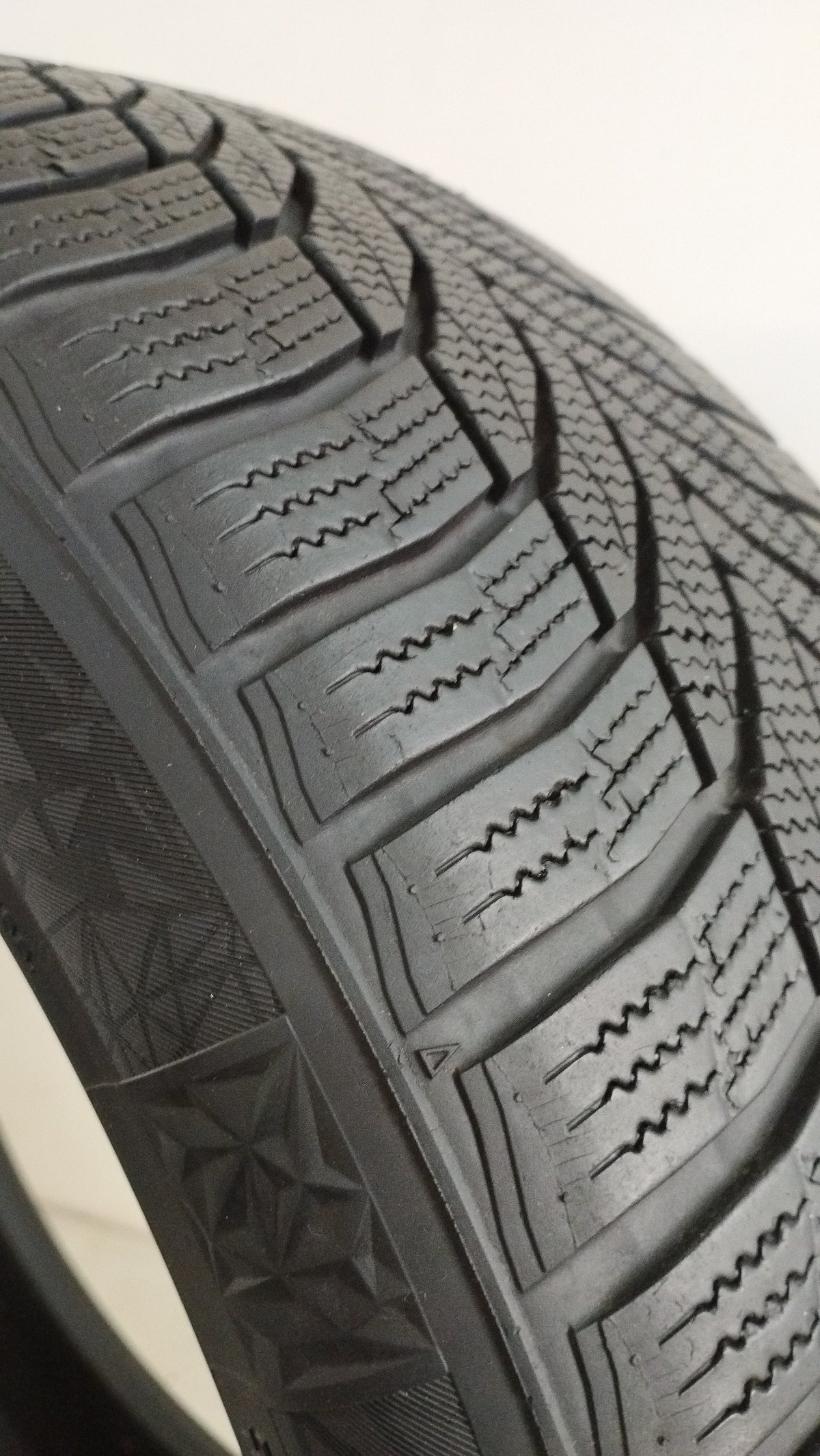nexen winguard sport 2 WU7 225/50 r18 (5.5 mm) cod. XX160