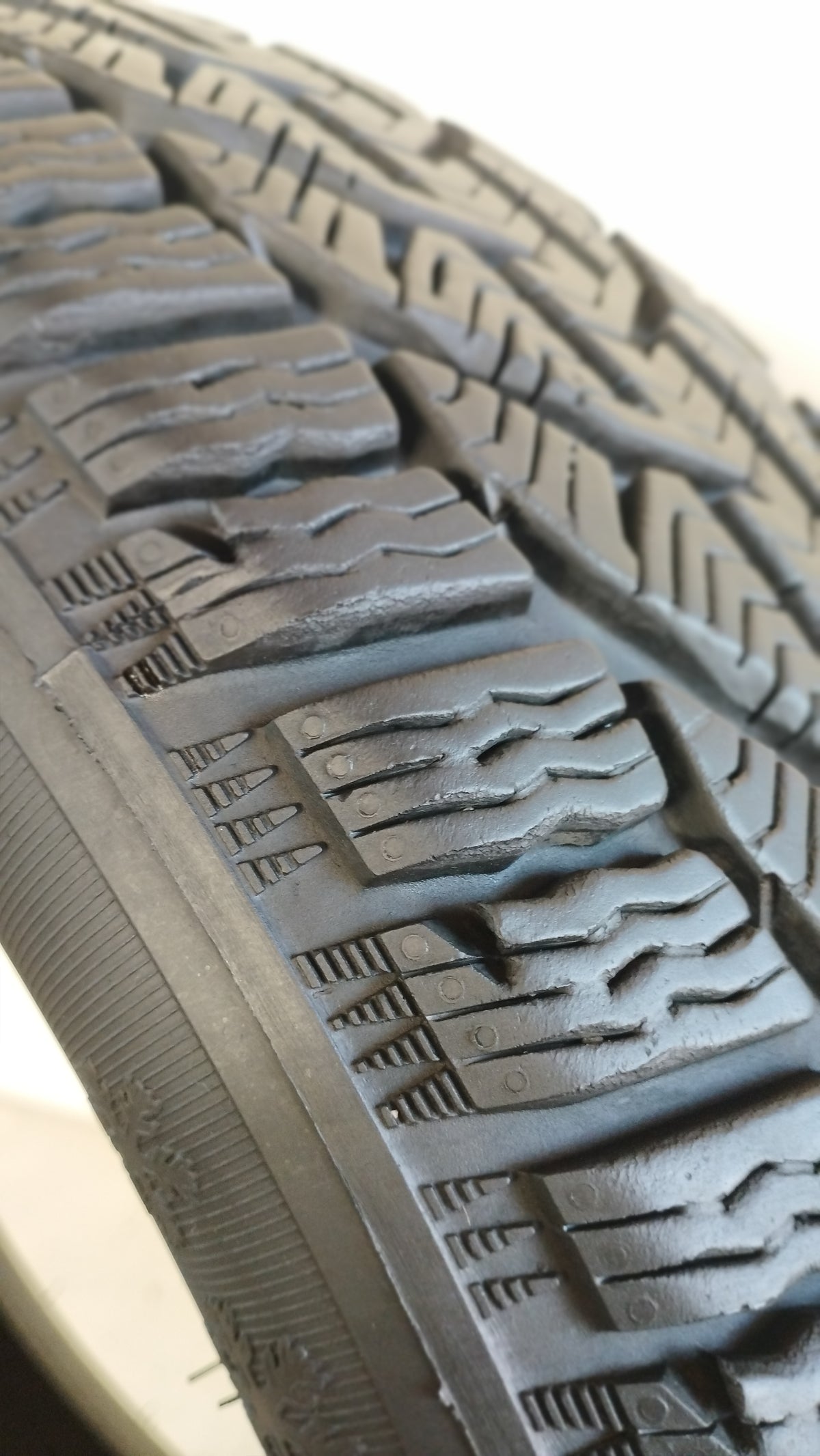 pneumatici usati orium winter 195/60 r15 battistrada 5.5 mm cod. XX170