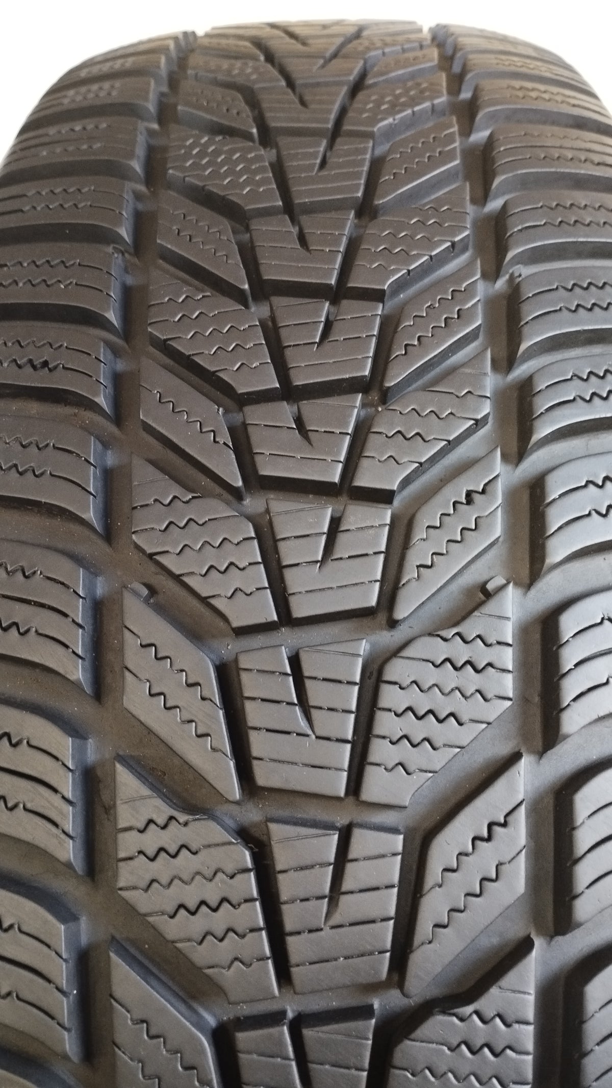 hankook 3X wintericept 215/65 r17 (7.0 mm) cod. XX179