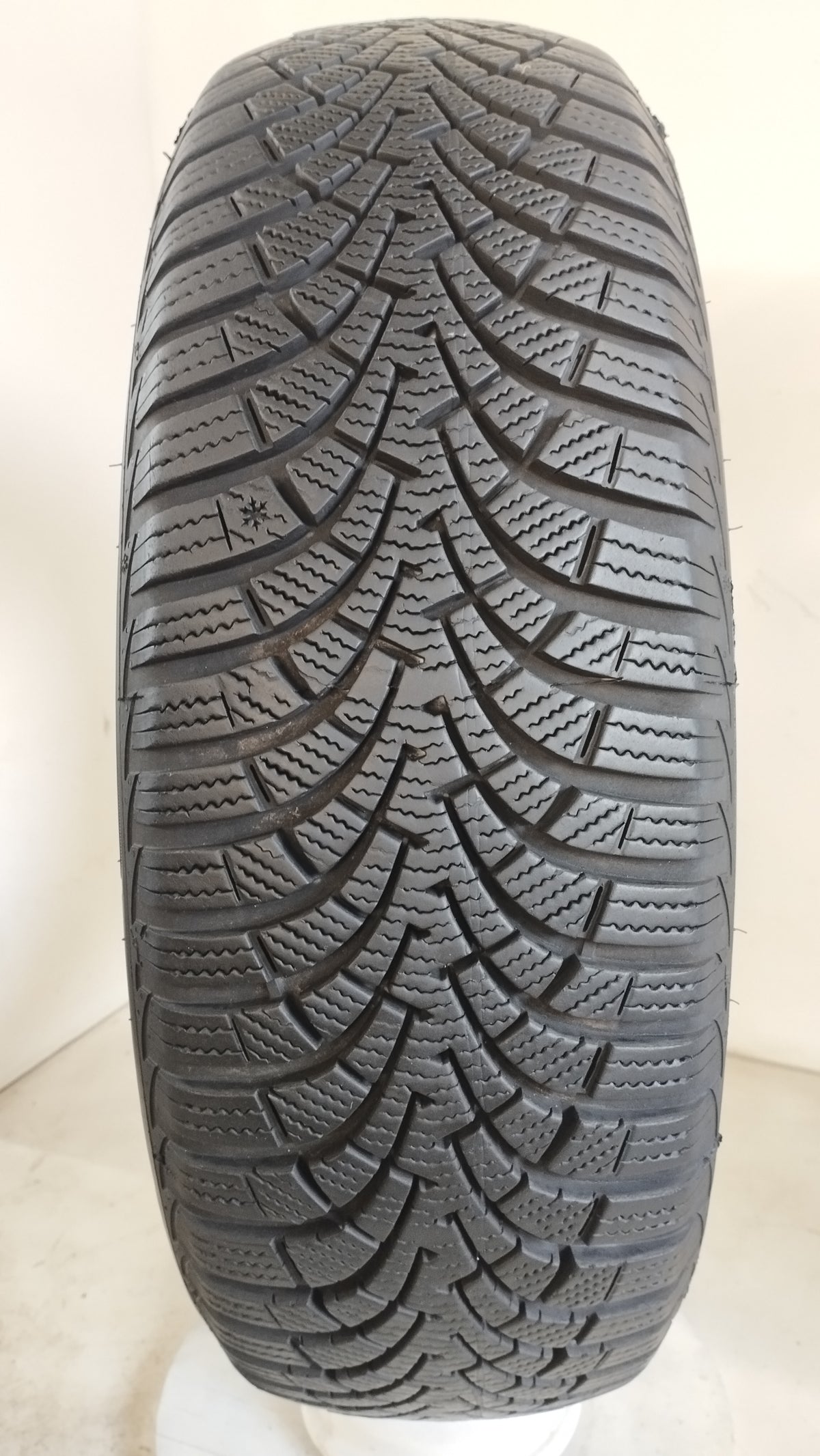 goodyear ultragrip 9+ 195/65 r15 (7.0 mm) cod. XX188