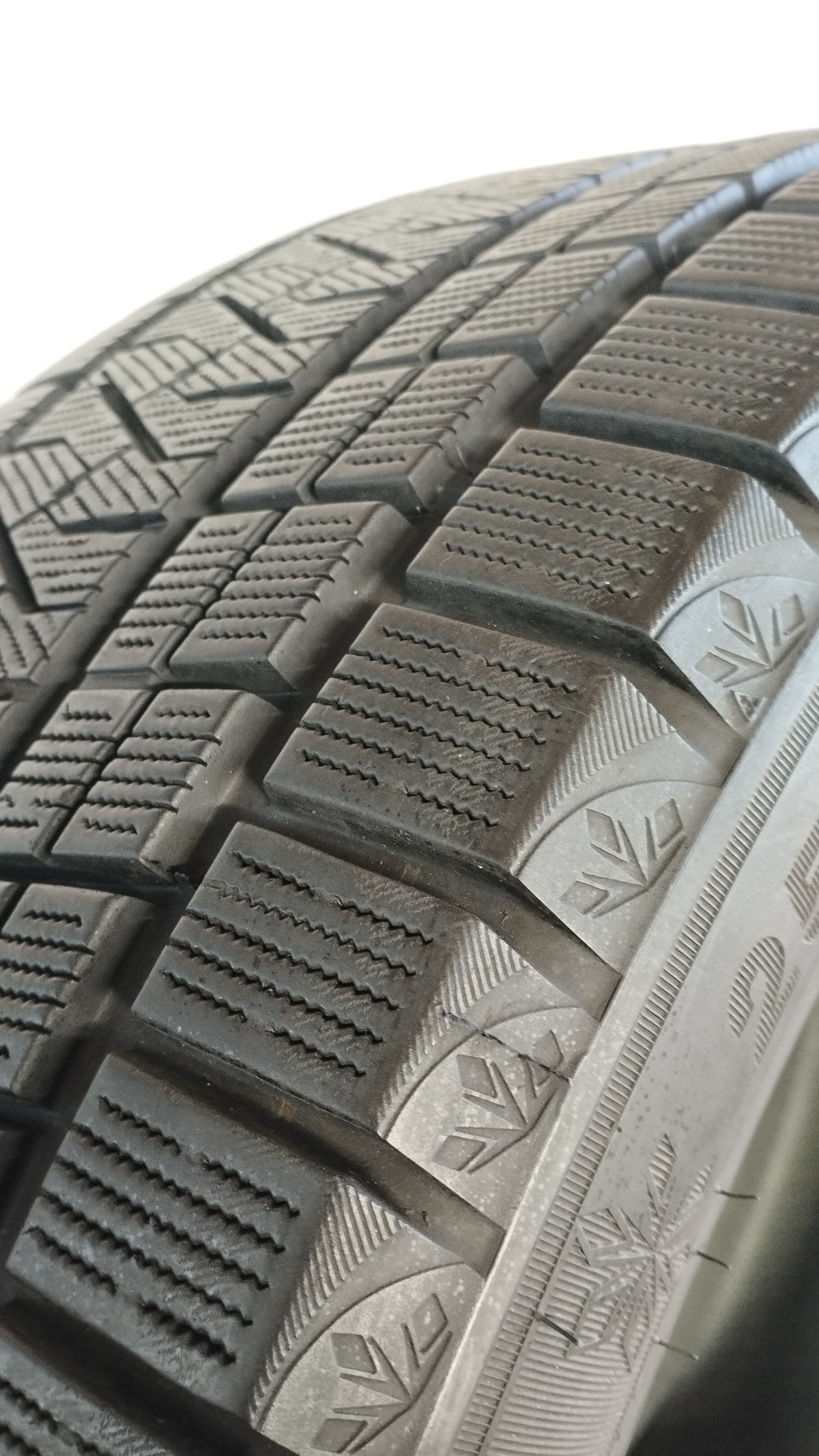 triangle snowlink twt 02 - 255/45 r20 (8.0 mm) cod. XX194