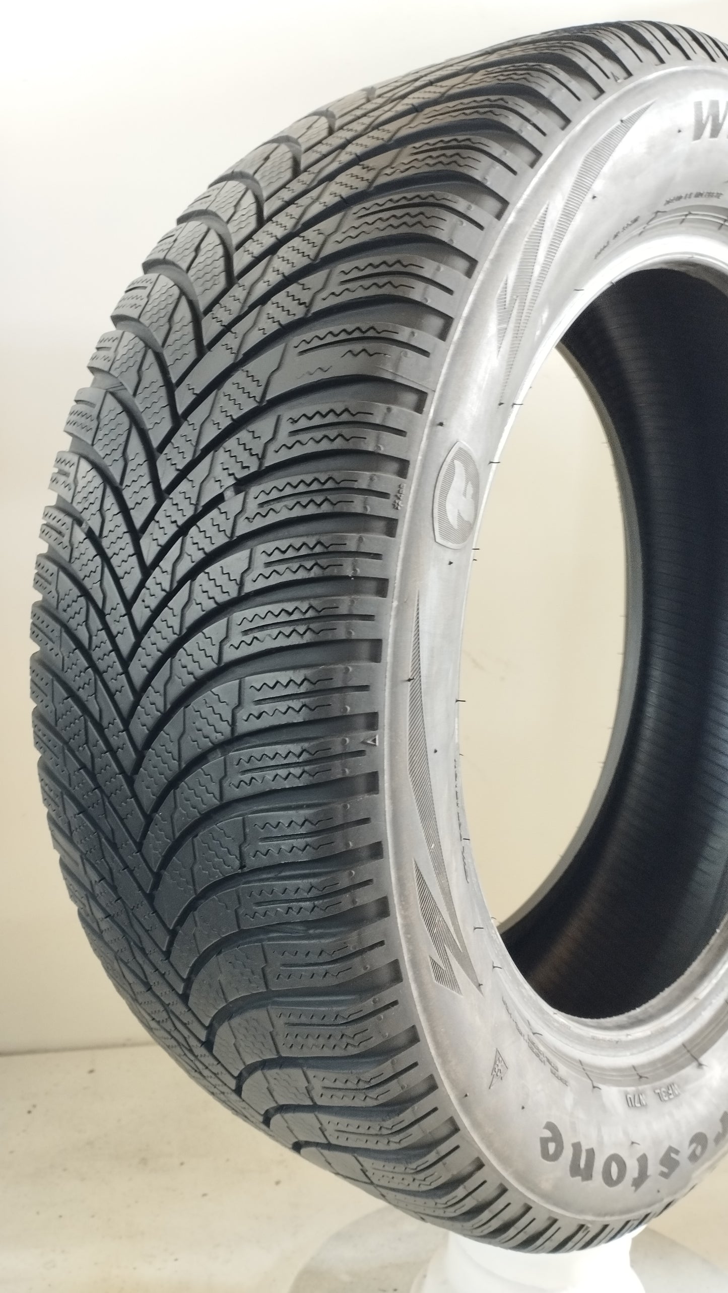 Firestone 235/55 r18 winterhawk 4 art. XX20
