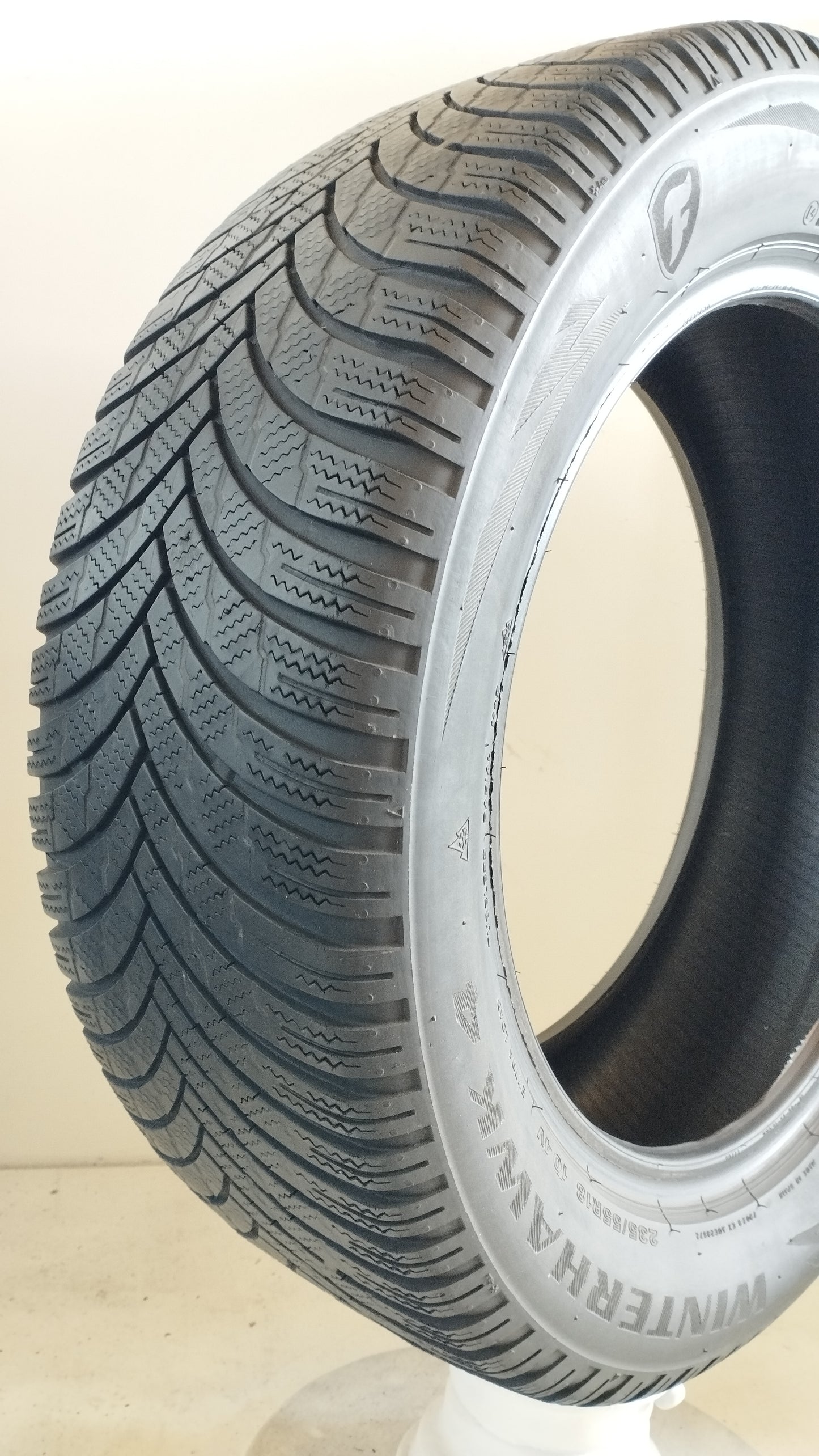 Firestone 235/55 r18 winterhawk 4 art. XX21