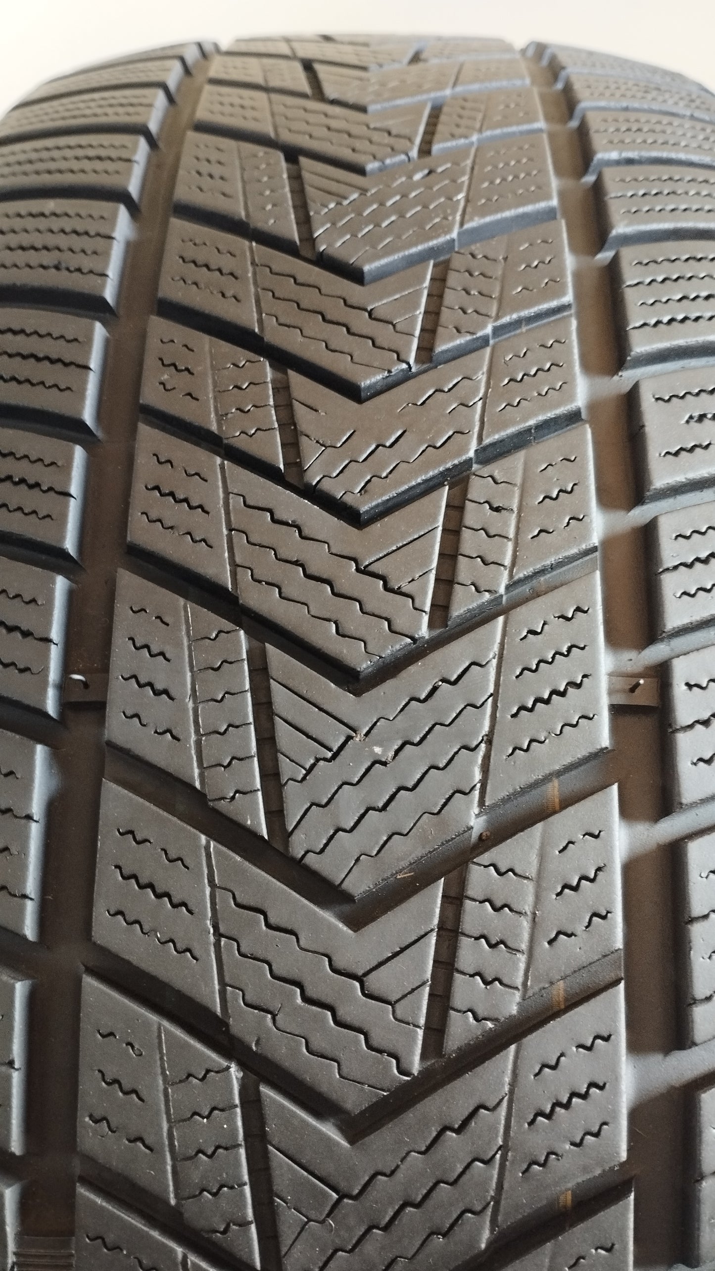 tracmak 235/55r18  xprivilo Art. xx23