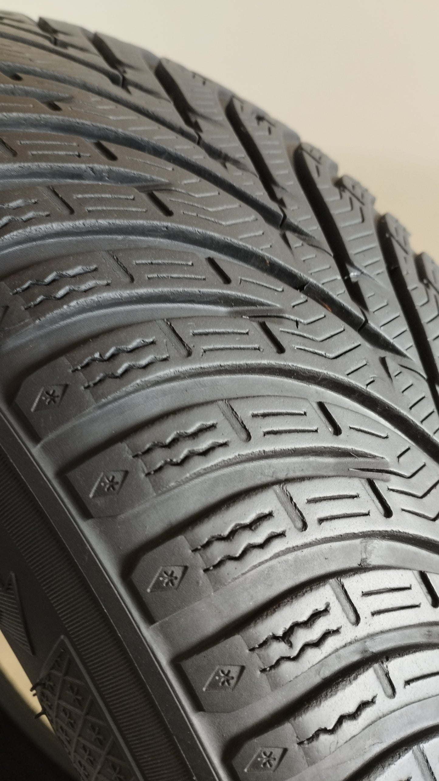kleber 225/55 r17 krisalp hp3 Art. XX33