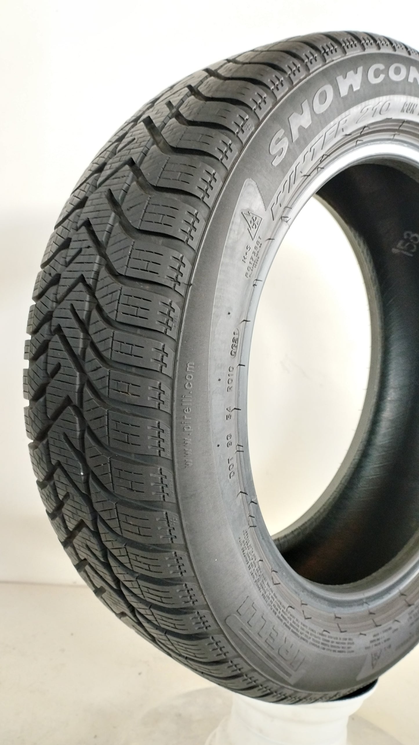 pirelli 195/55 r16 winter 210 snowcontrol runflat Art. XX63