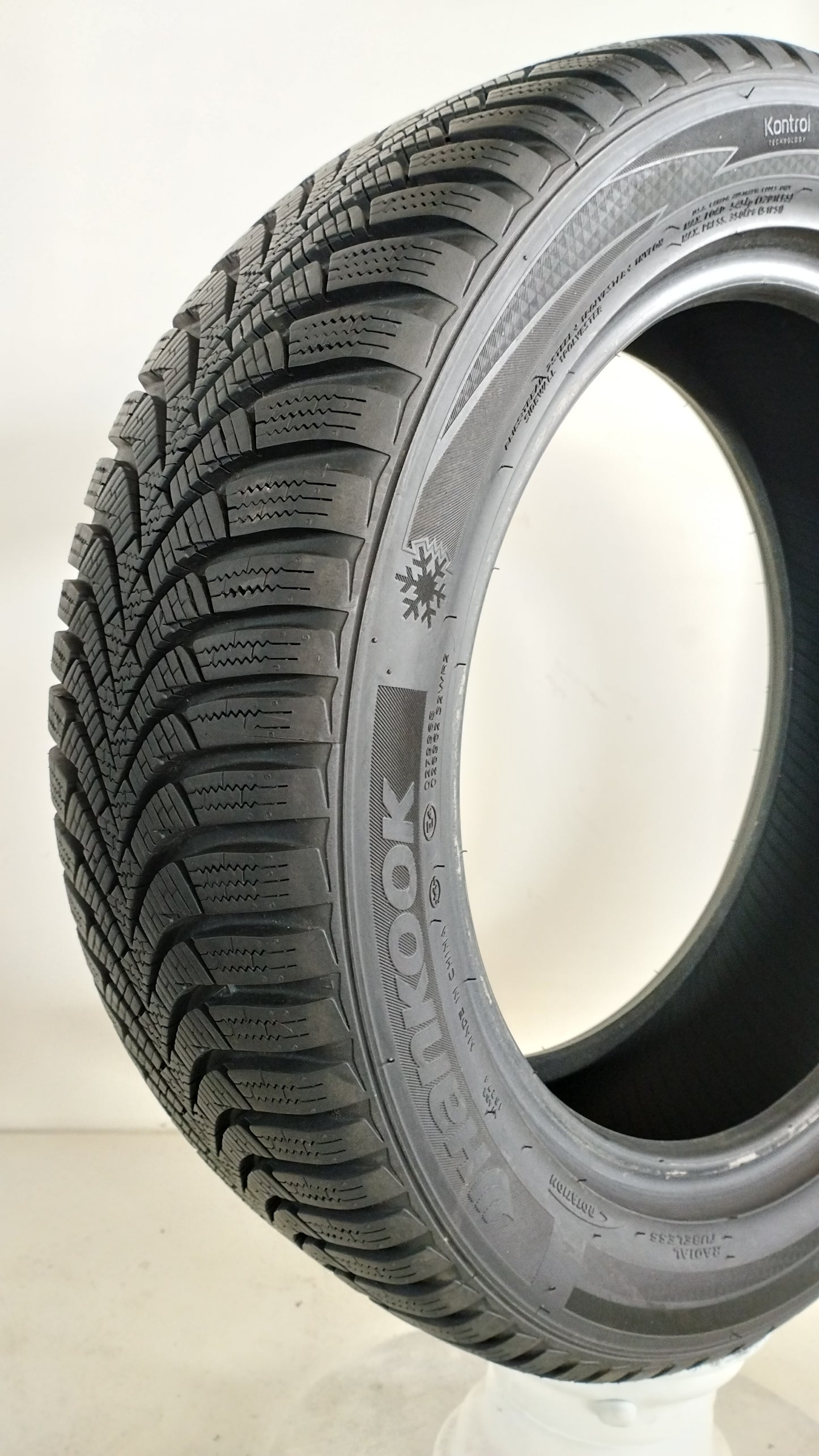 hankook 195/55 r16 wintericept rs2 Art. XX64