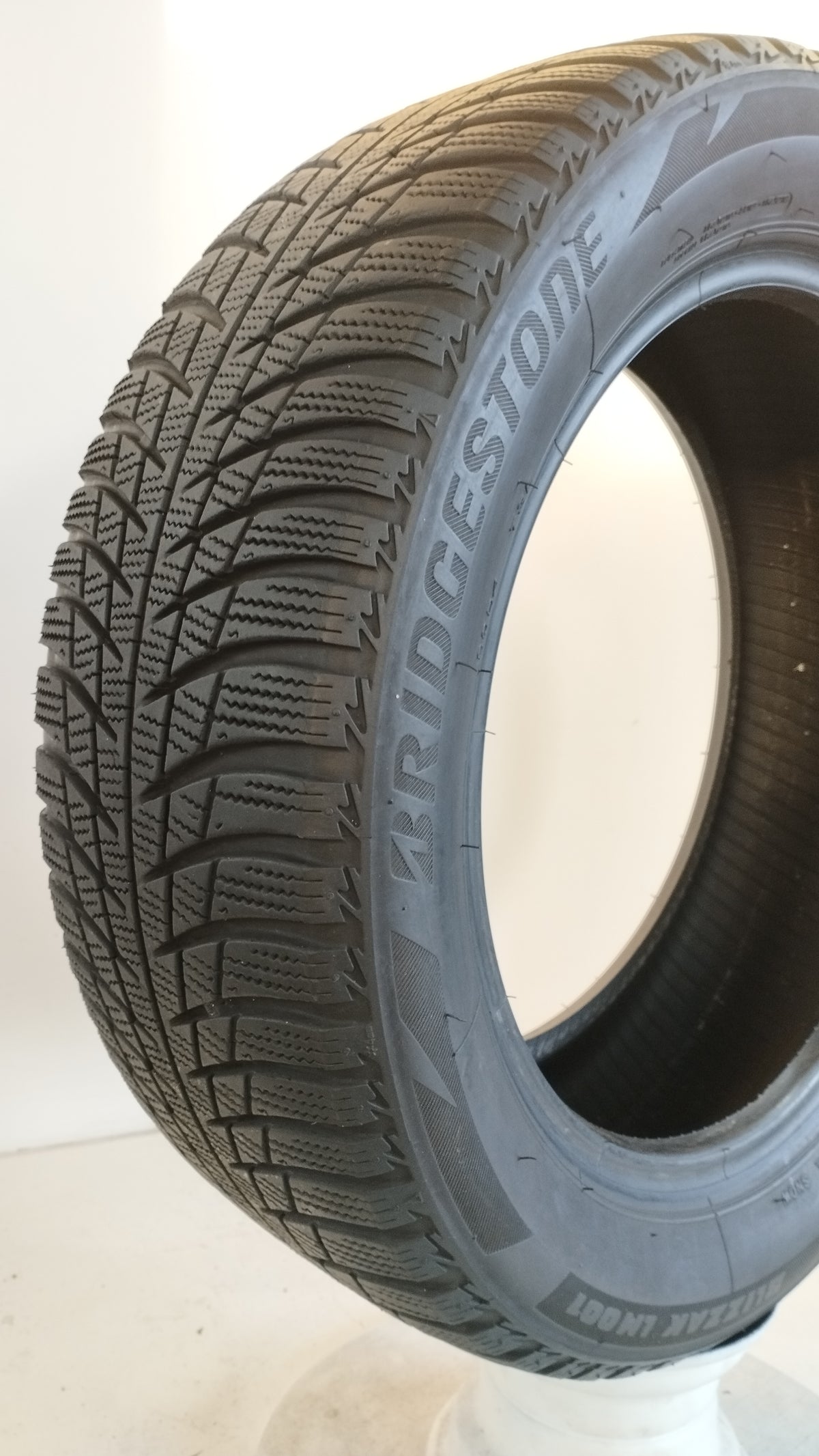 bridgestone lm001 blizzak 185/55 r15 (5.0 mm) cod. XX84