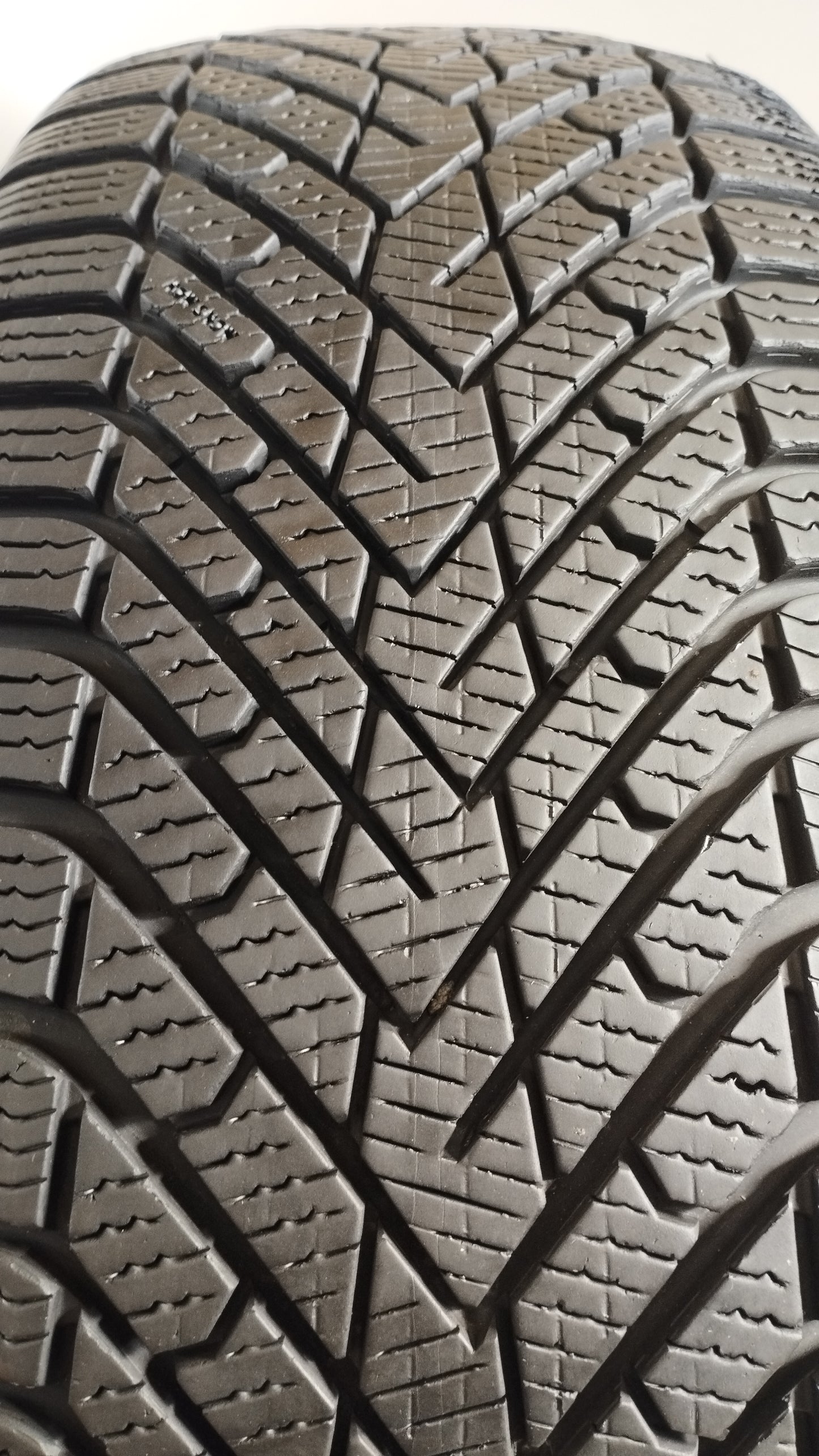 pirelli 225/50r17 cinturato winter 2 Art. XX8