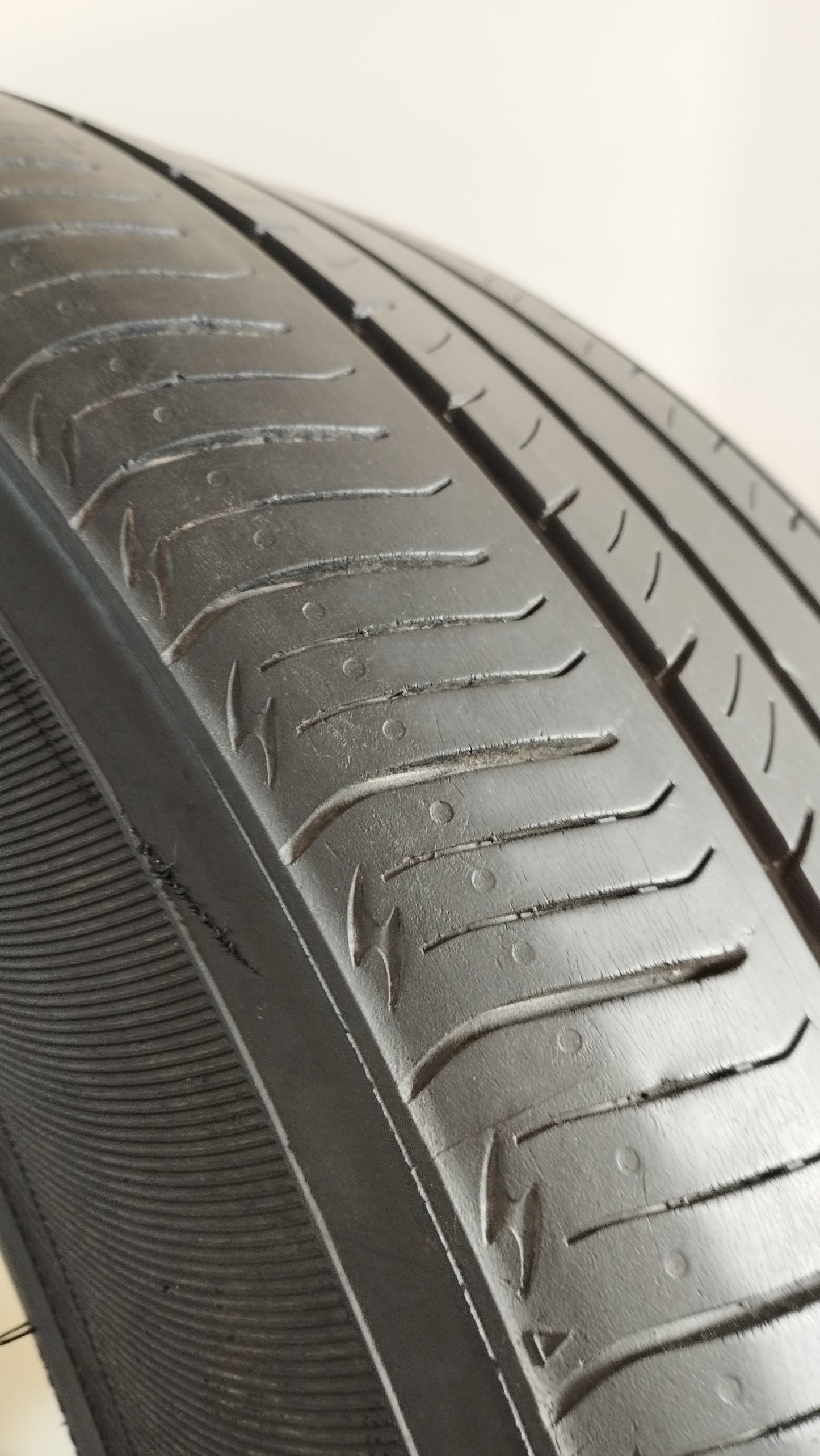 chaoyang 265/60 r18 su 318 a h/t cod.Y27