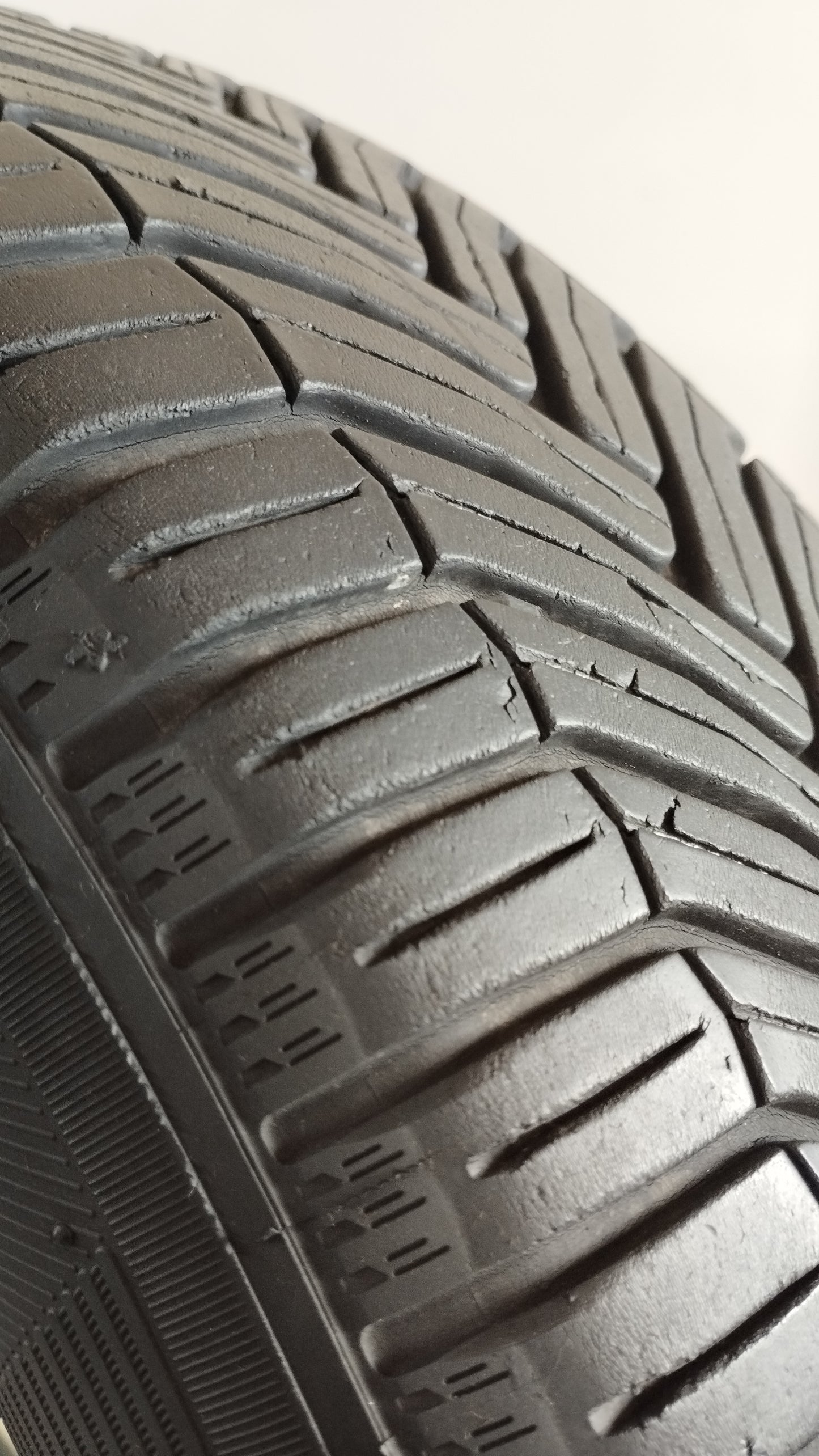 michelin 195/65 r15 crossclimate cod.Y49