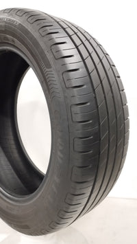 goodyear 215/55 r17 efficient grip cod.Y80