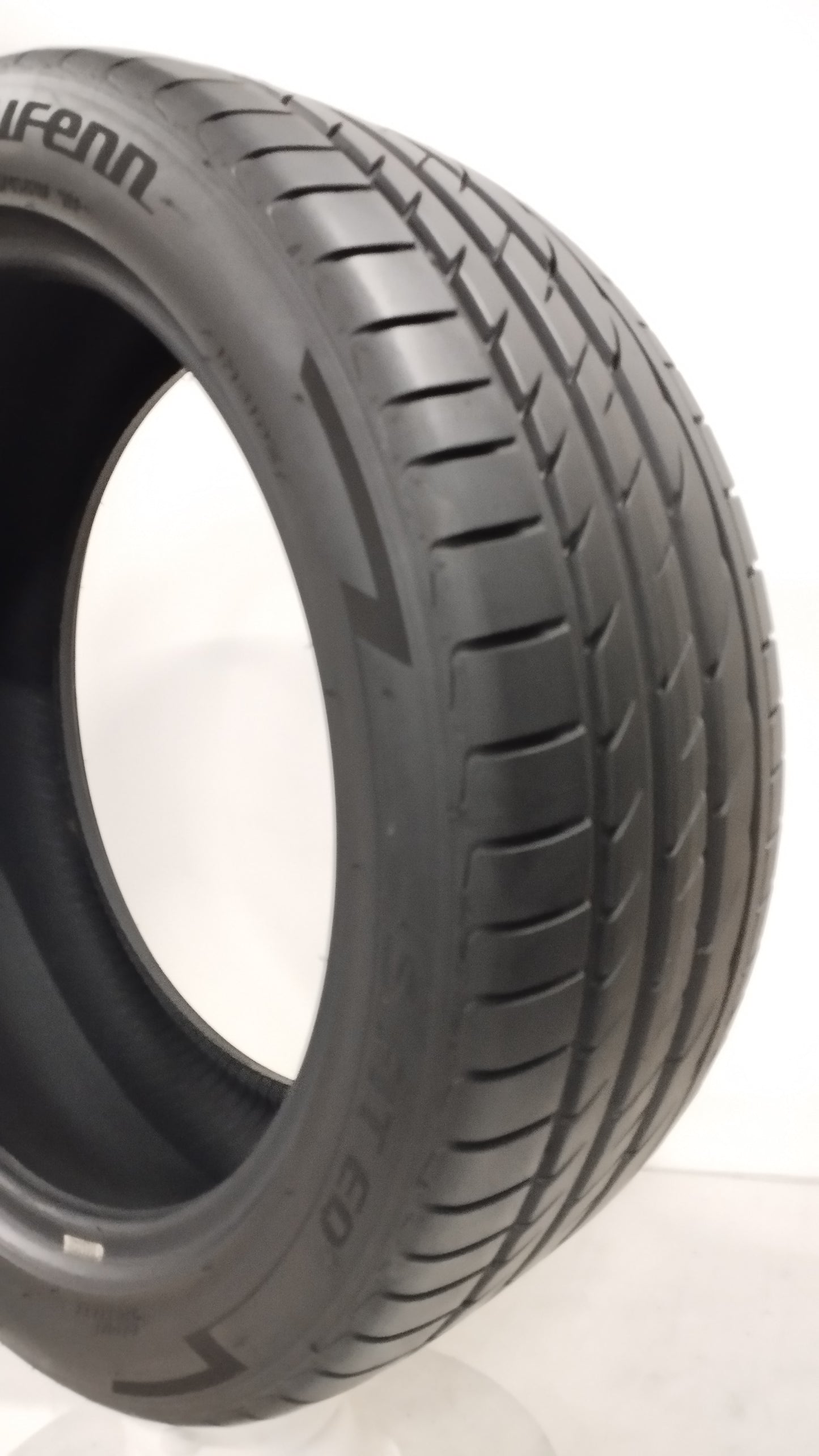 laufenn 215/45 r17 sfit eq cod.Y83