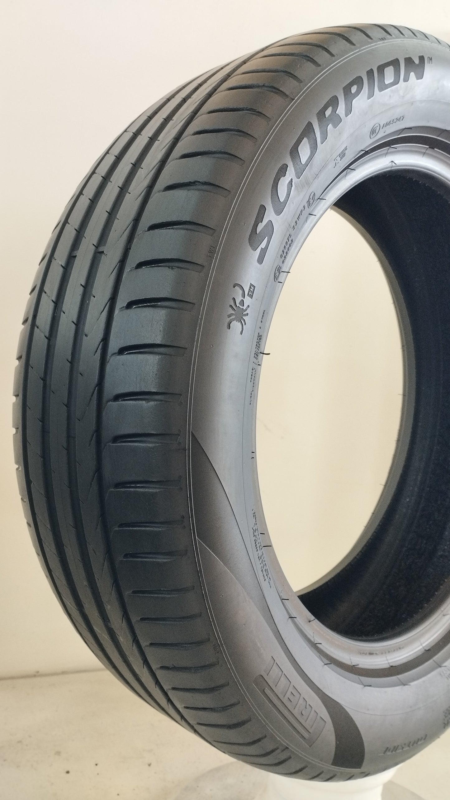 pirelli 235/55 r18 scorpion cod.YY101