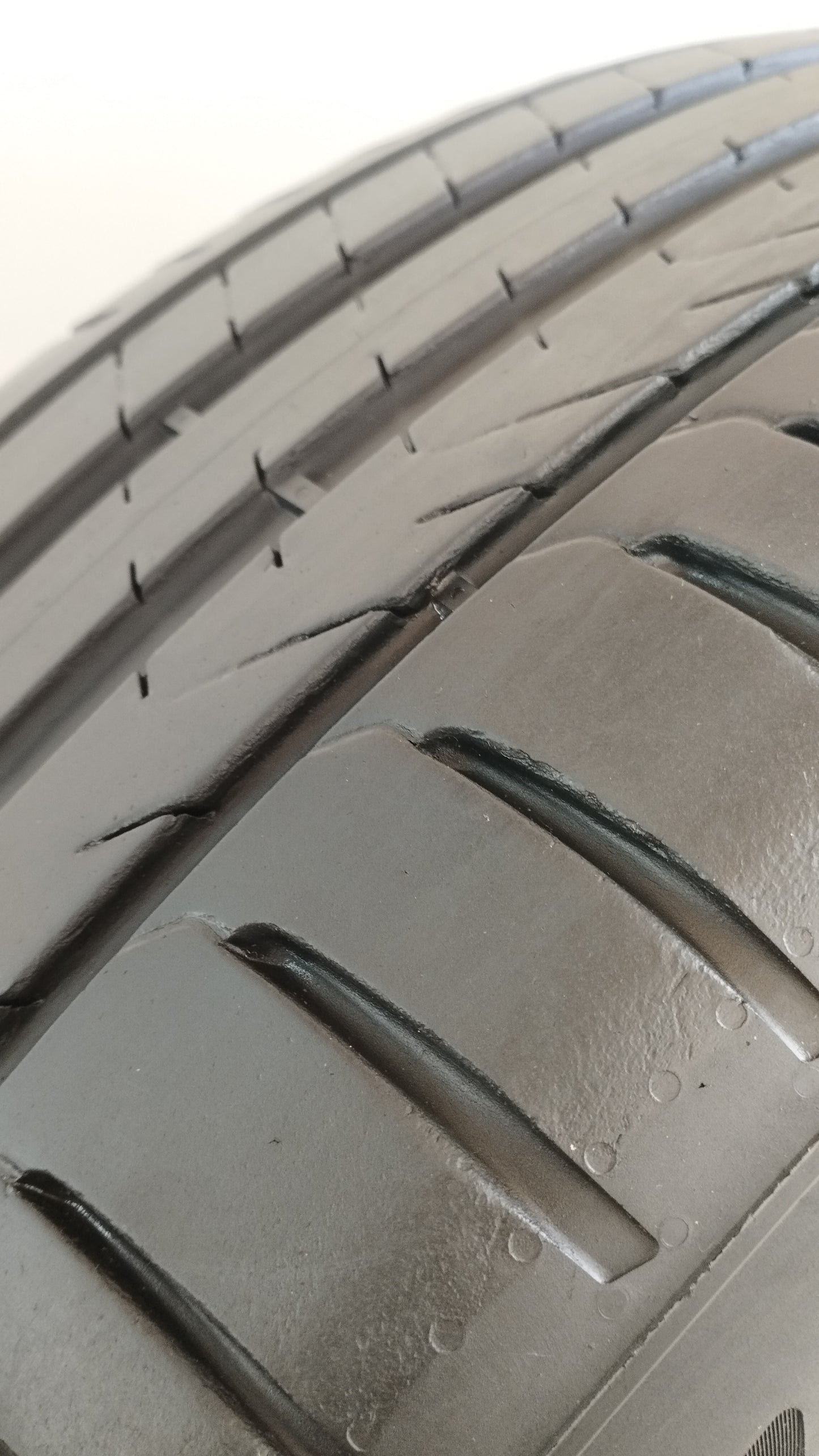 pirelli 235/55 r18 scorpion cod.YY101