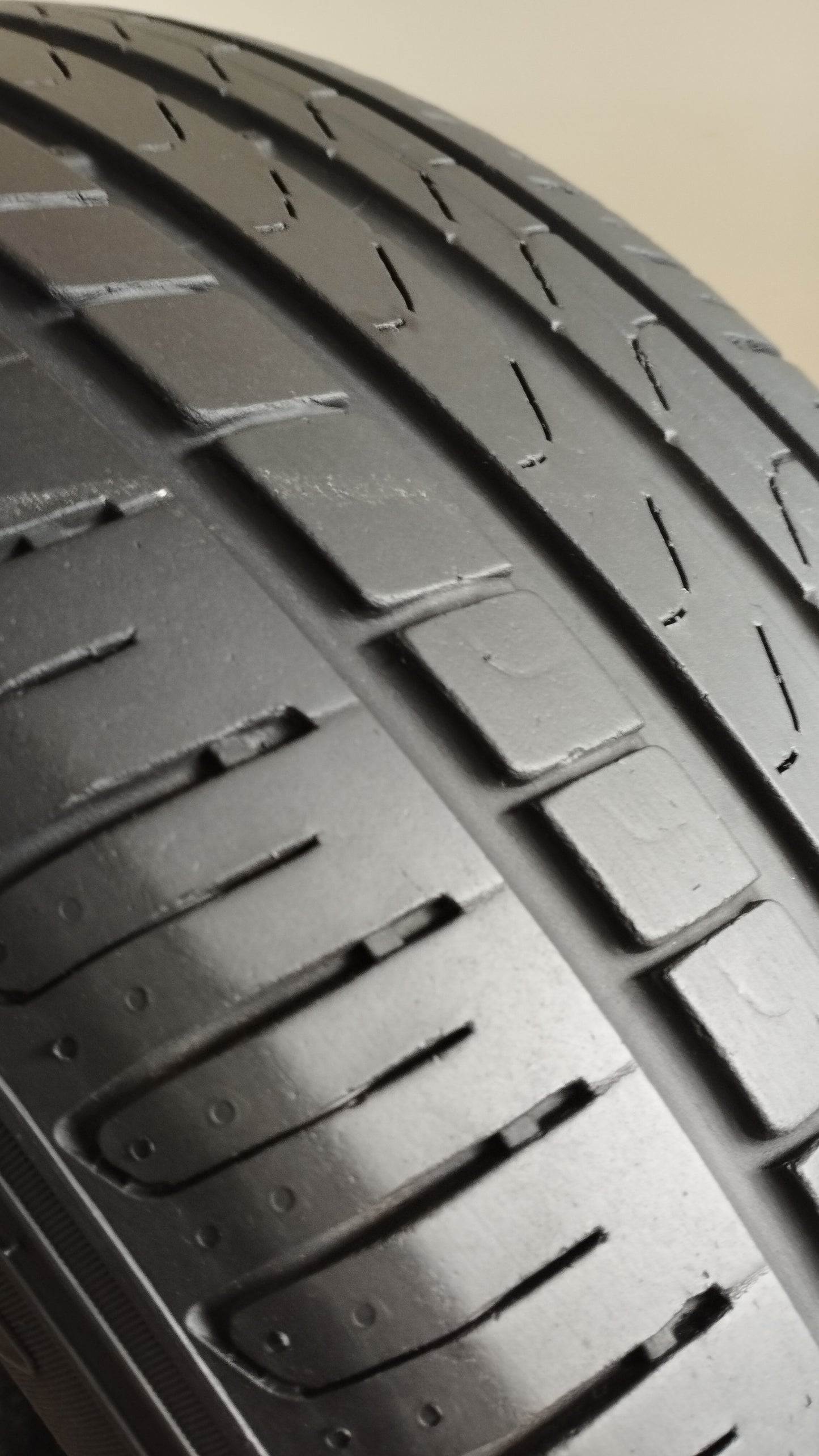 pirelli 235/55 r18 scorpion verde cod.YY111