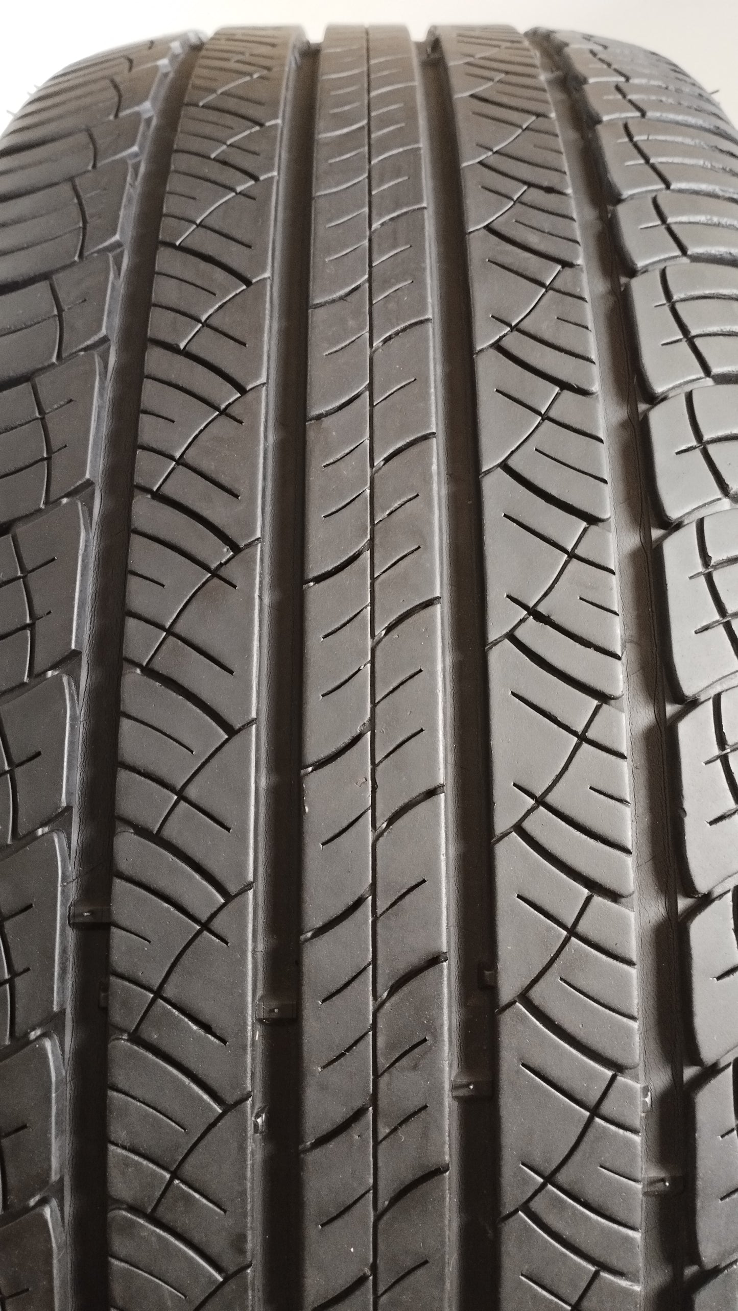 michelin 235/55 r18 latitude tour hp cod.YY118