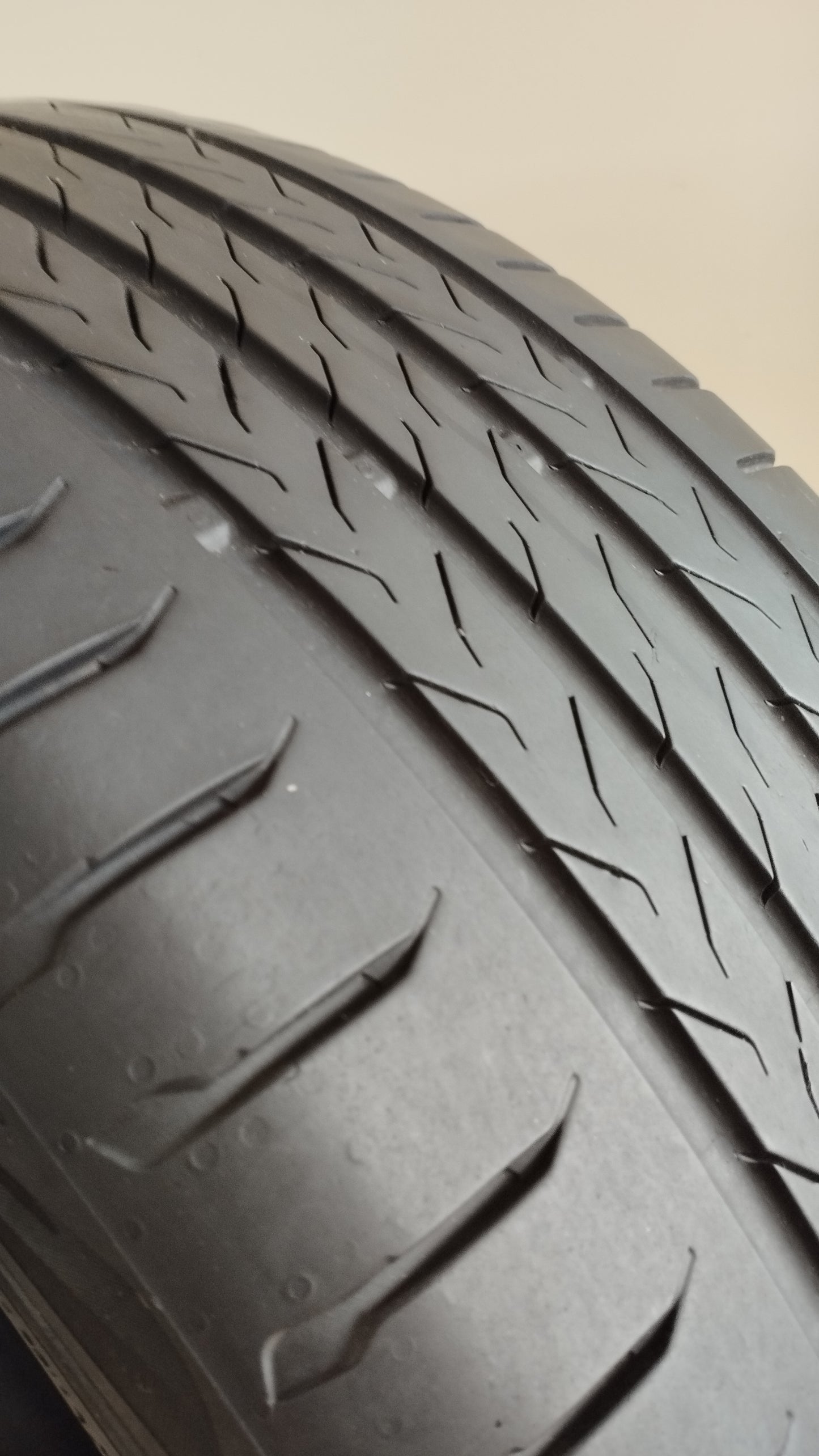 continental 225/55 r18 ecocontact 6q mo cod.YY124