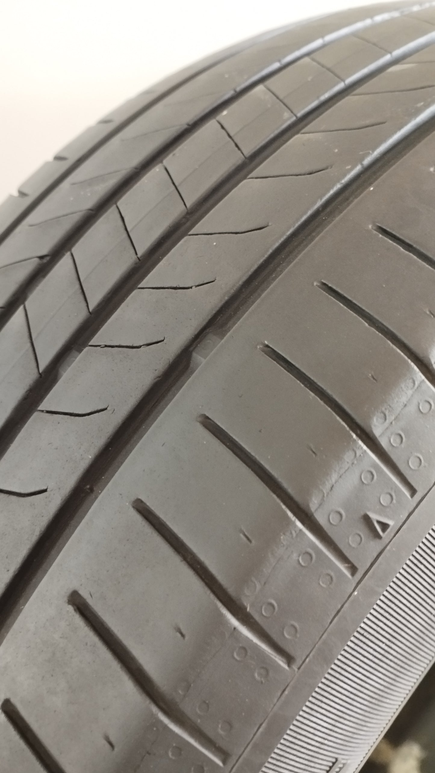 nexen 215/55 r18 nfera primus cod.YY130