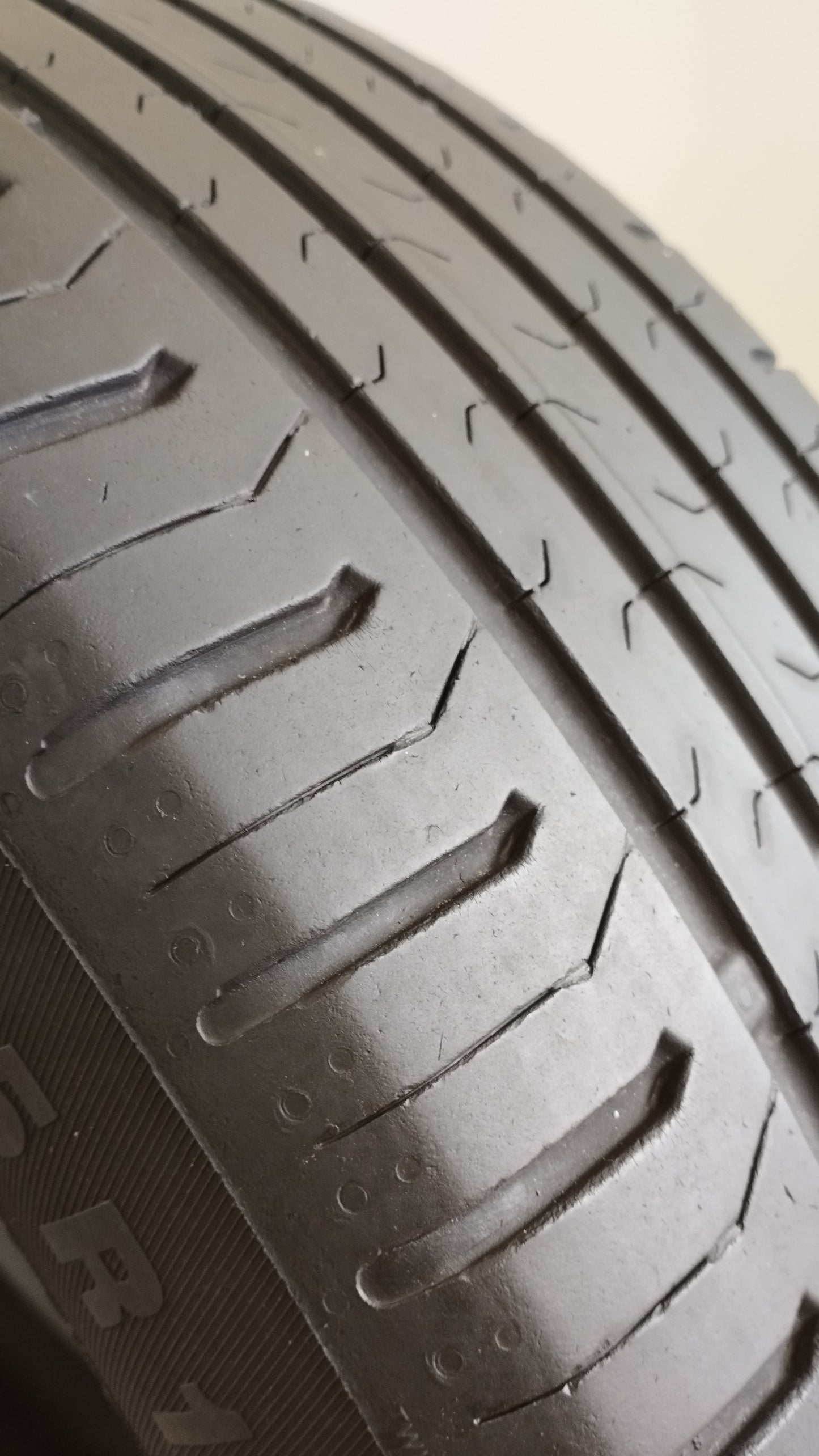continental 215/55 r18 contiecocontact 5 cod.YY135