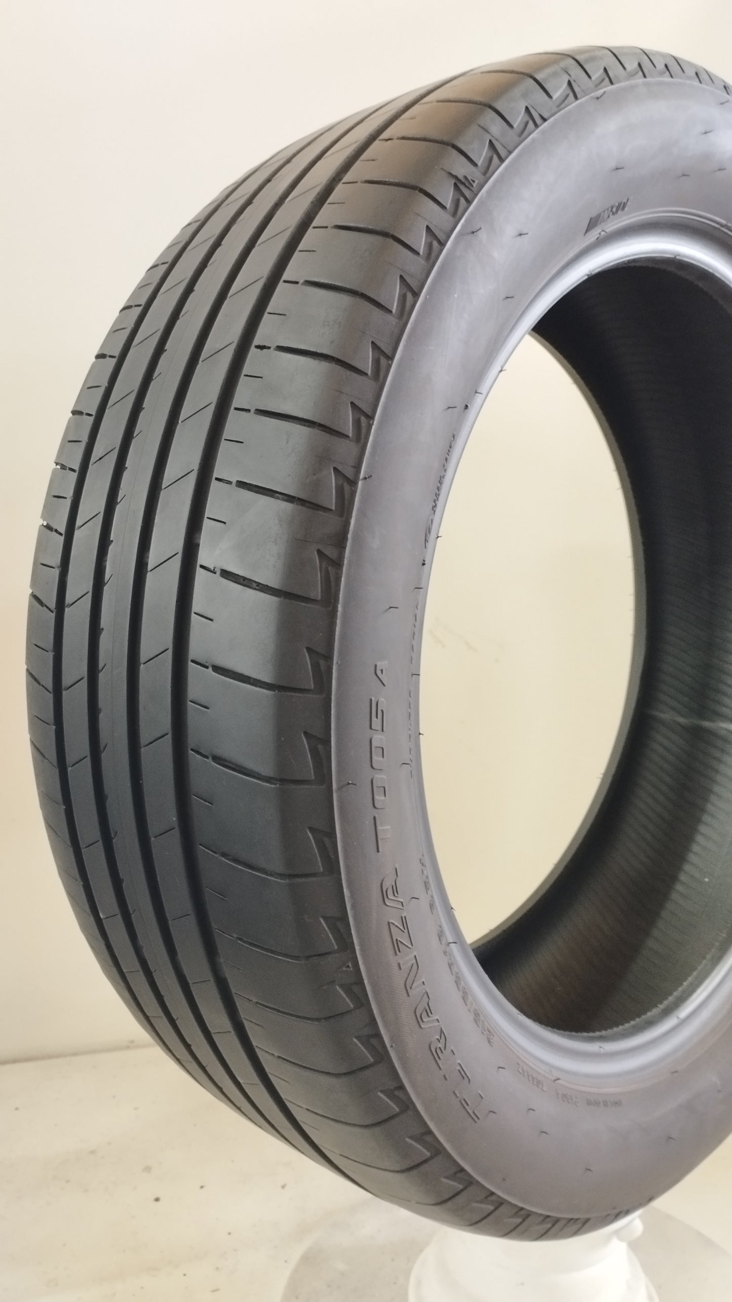 bridgestone 215/55 r18 t005 a turanza cod.YY136