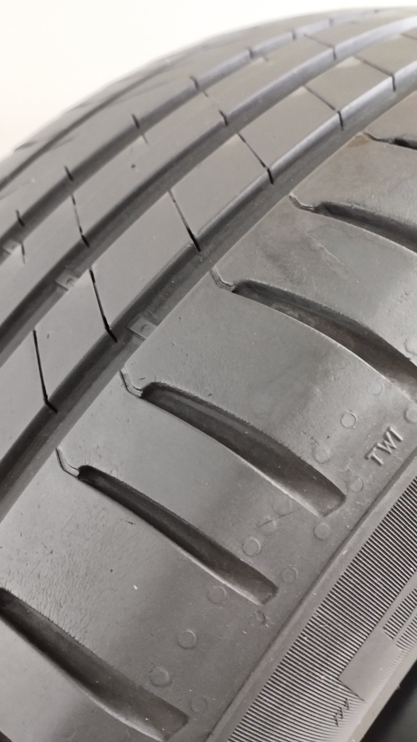 pirelli 225/50 r18 cinturato p7 cod.YY142