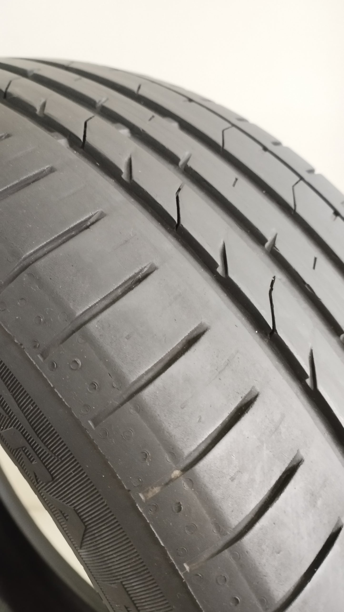 nexen 235/50 r18 nfera primus su1 plus ar cod.YY143