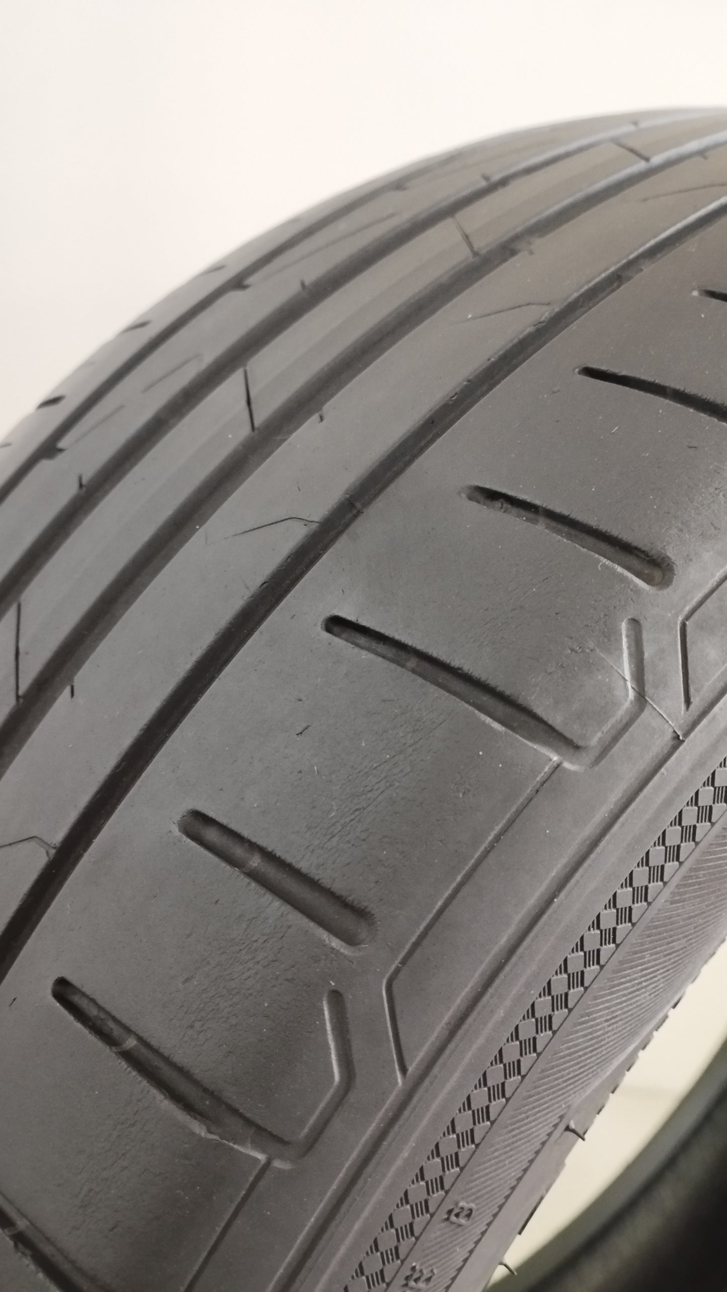 hankook 215/50 r18 ventus prime 3 cod.YY145