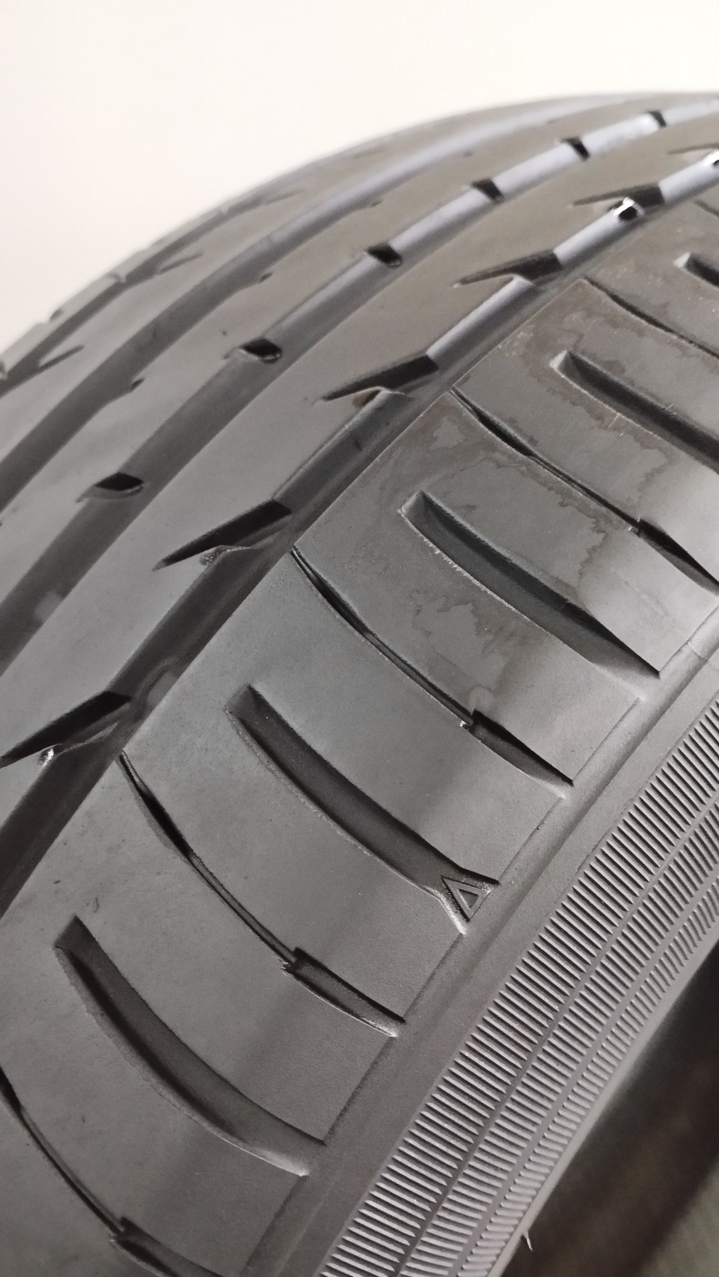 toyo 215/50 r18 proxes r52 cod.YY147