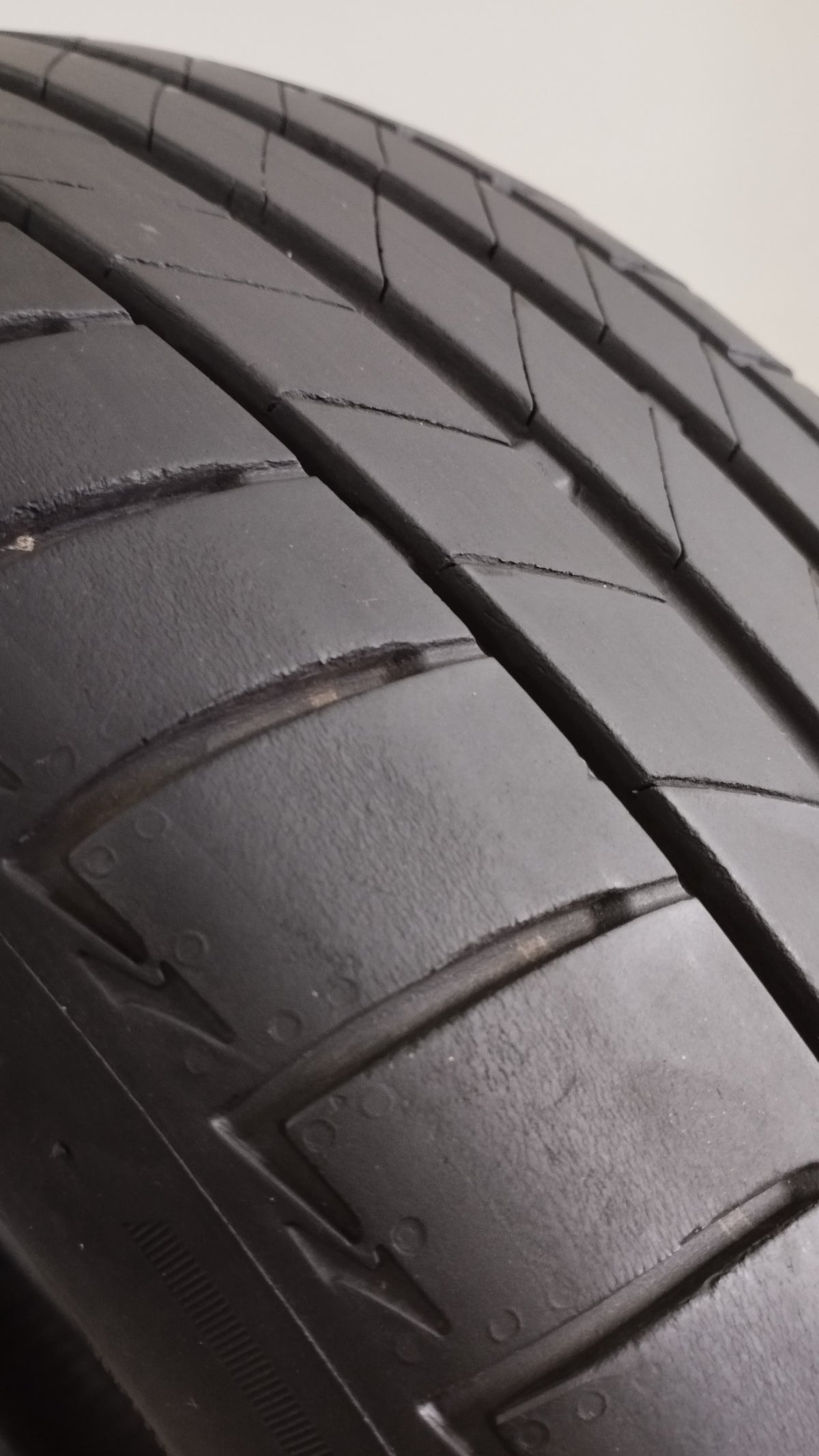 bridgestone 215/50 r18 t005 turanza ao cod.YY148